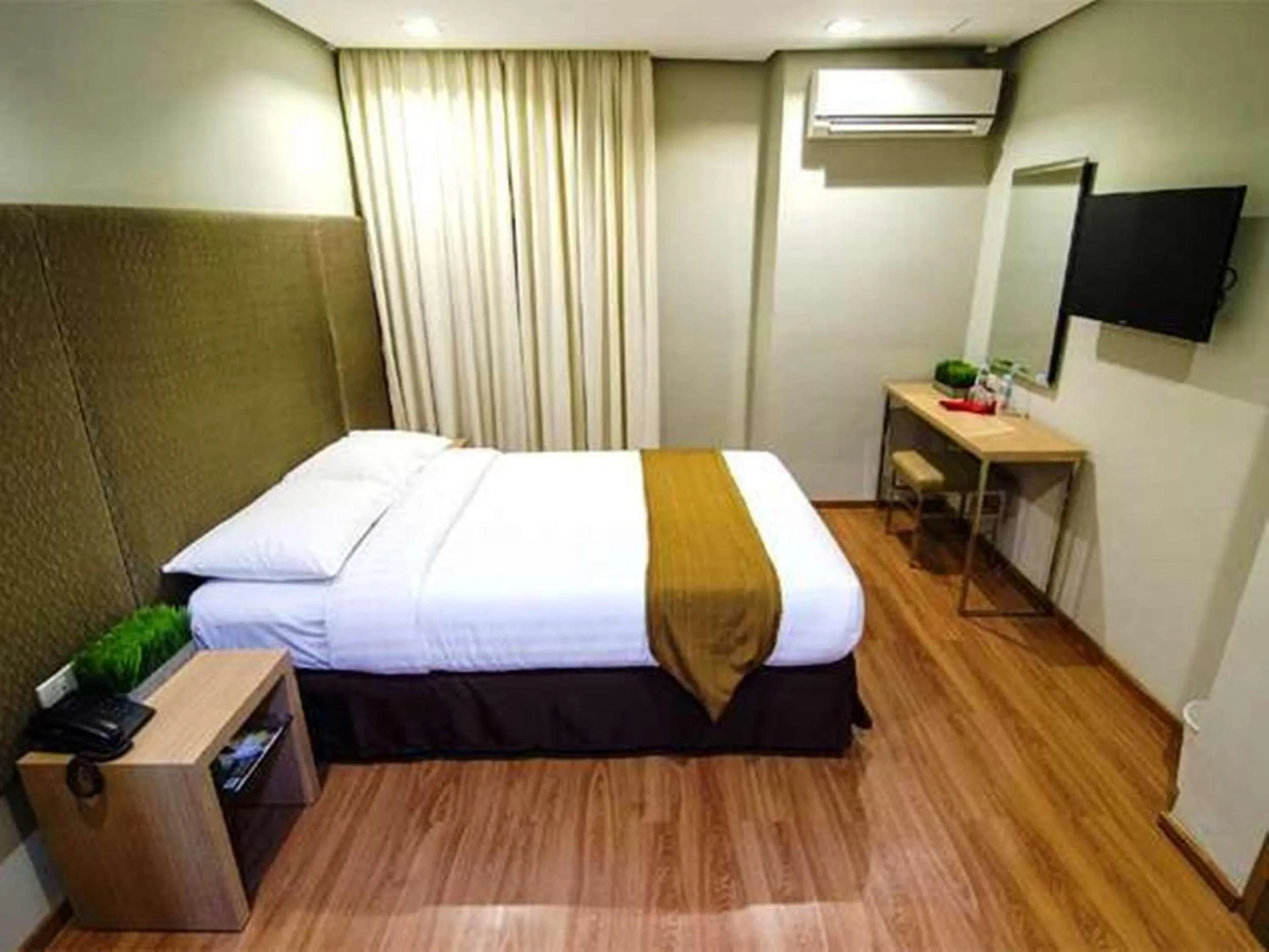 Bedroom, Bed in Madison Hotel PHL