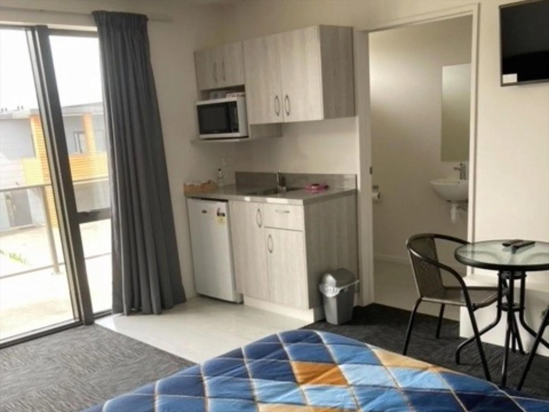 Kitchen or kitchenette in Falcon's Nest