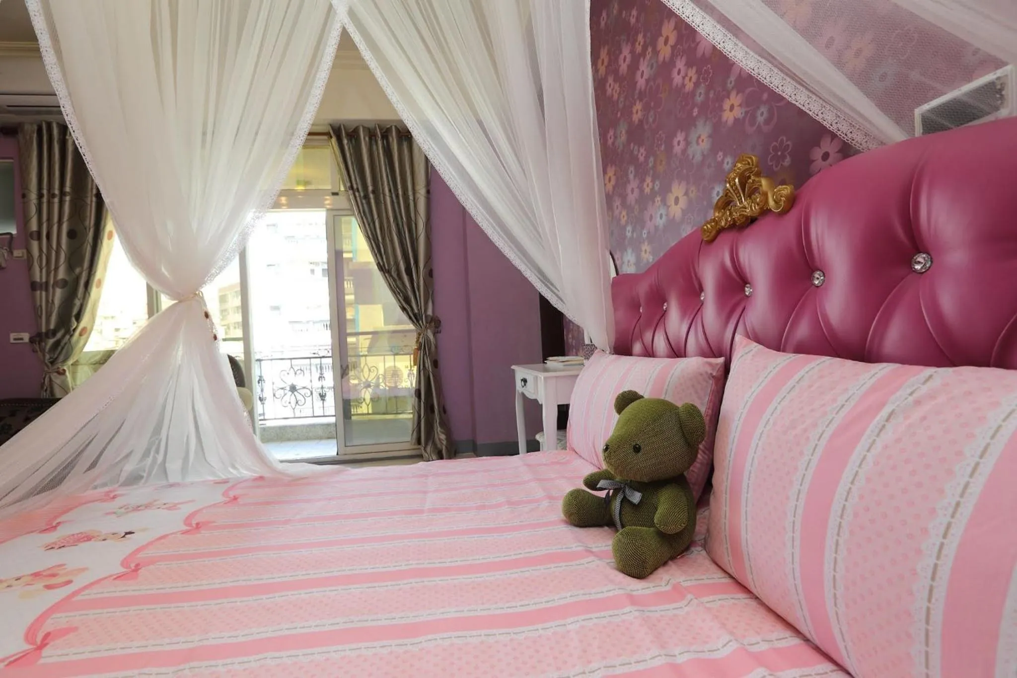 Bed in Mei Lun Xi Pan Homestay