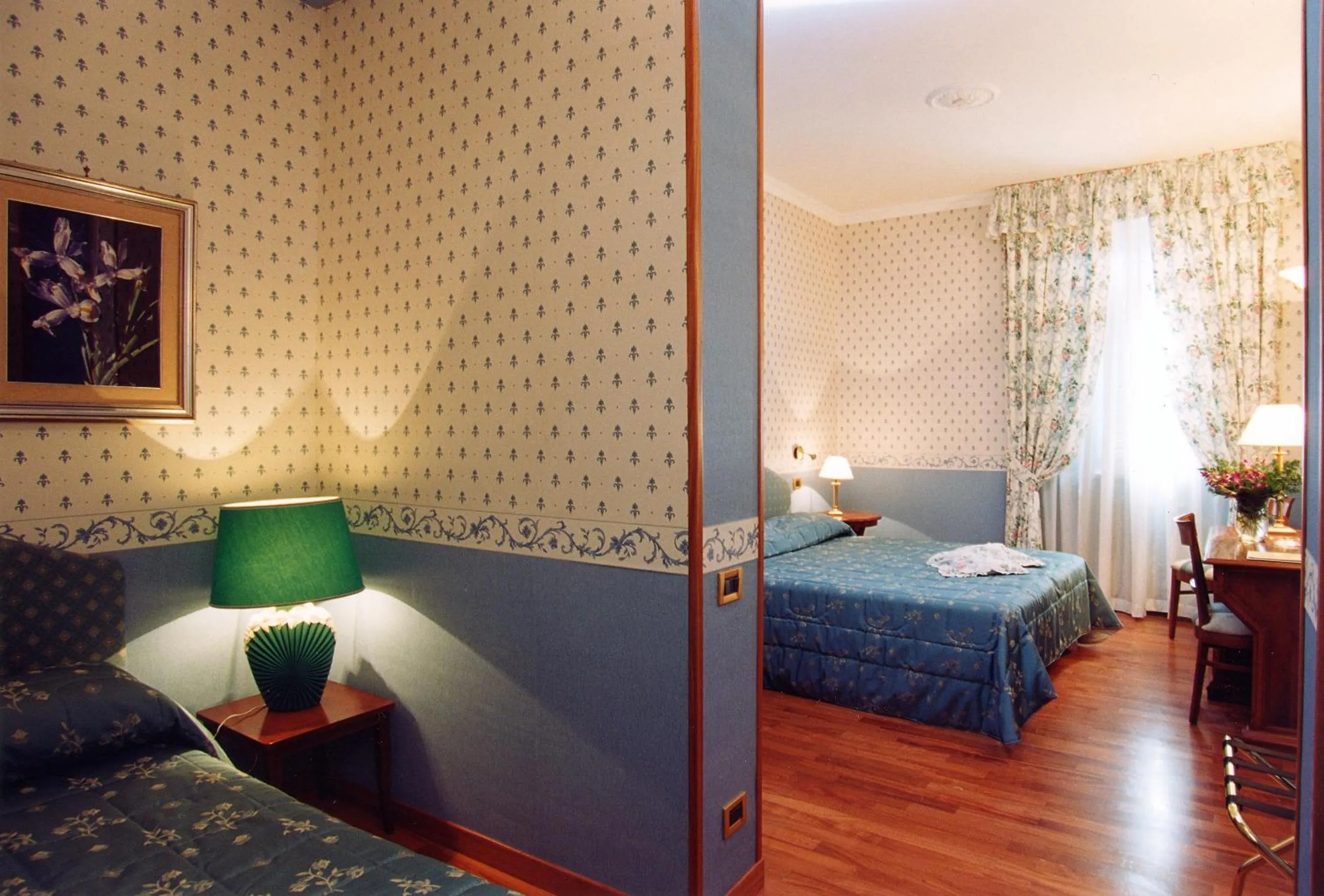 Toilet, Bed in Miralago