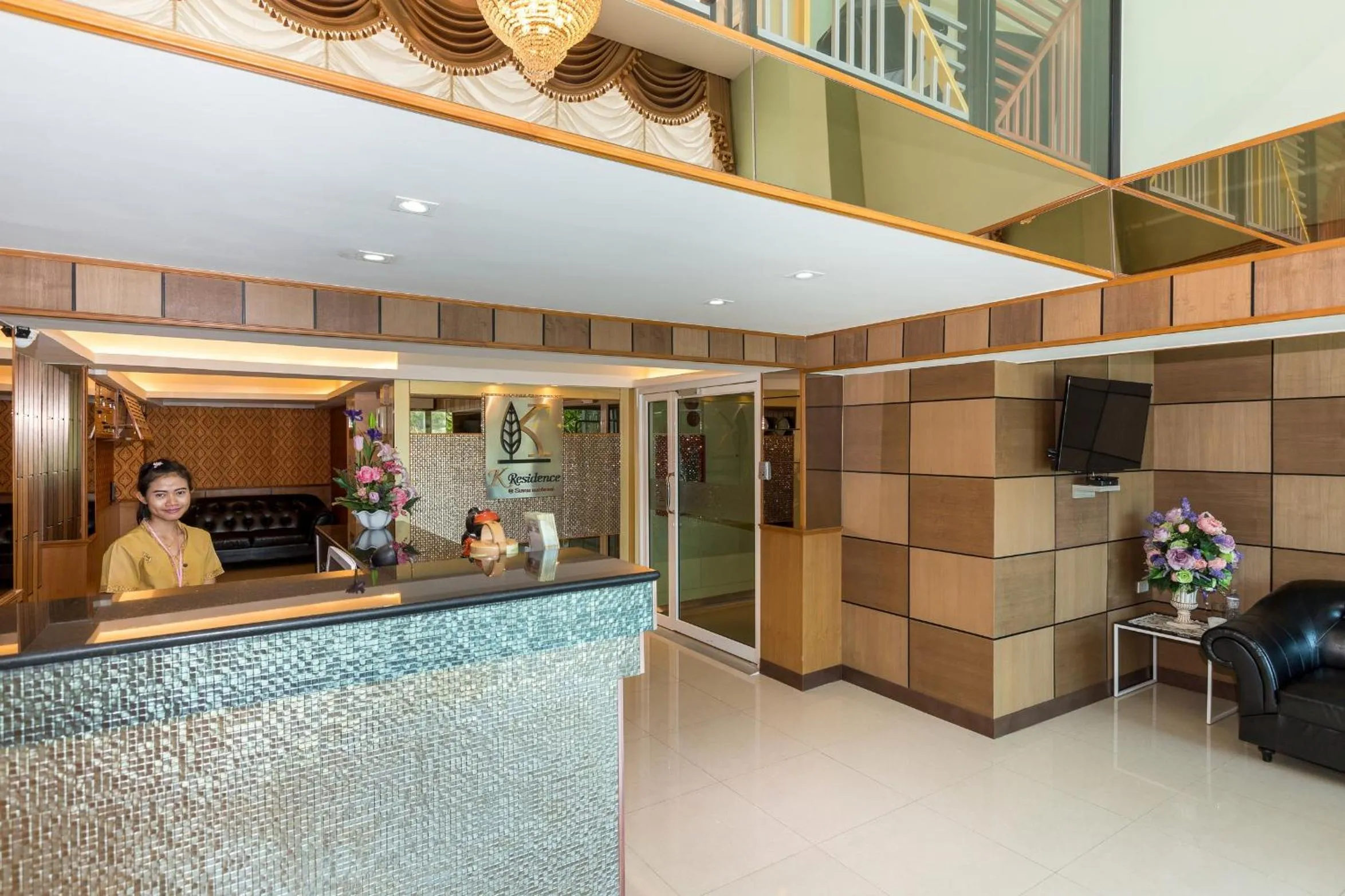 Lobby or reception in RoomQuest Suvarnabhumi Airport Romklao Soi 6