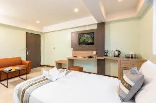 Bed in RoomQuest Suvarnabhumi Airport Romklao Soi 6