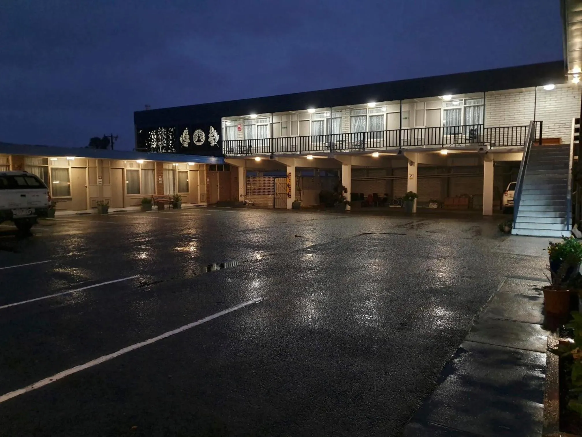 Morwell Parkside Motel