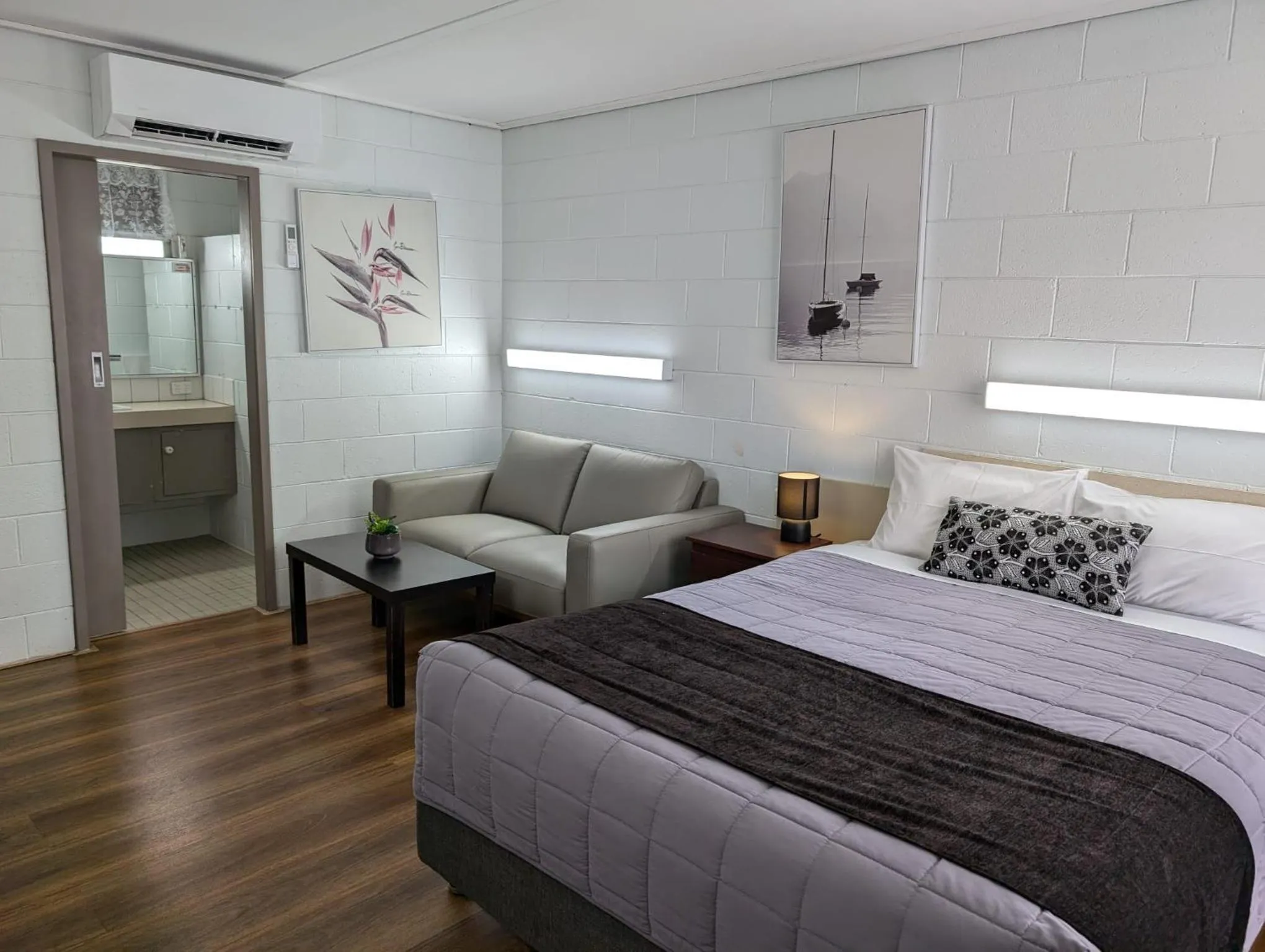 Bed in Morwell Parkside Motel