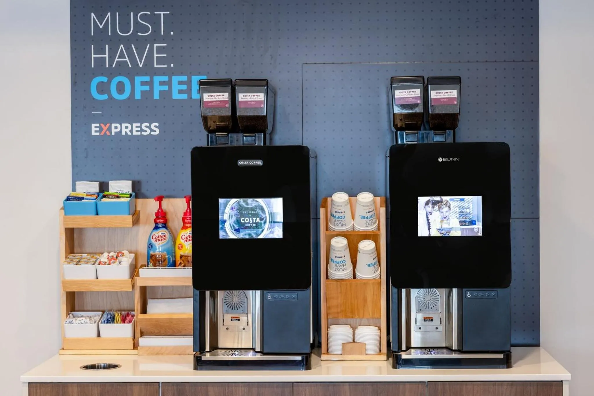 Breakfast in Holiday Inn Express & Suites Dewitt - Syracuse by IHG