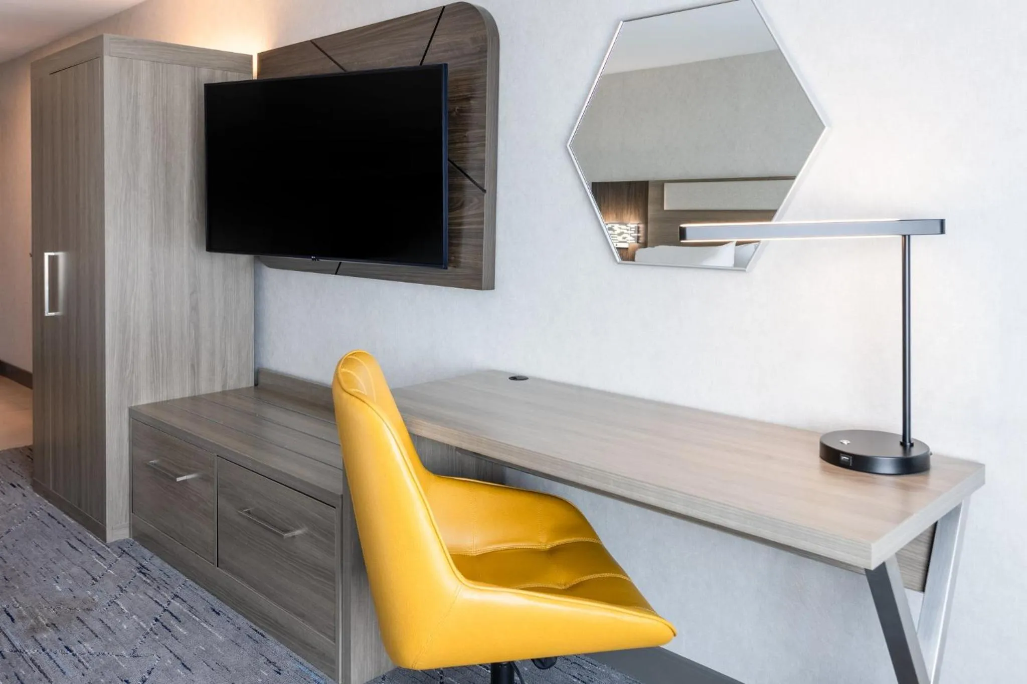 Photo of the whole room in Holiday Inn Express & Suites Dewitt - Syracuse by IHG