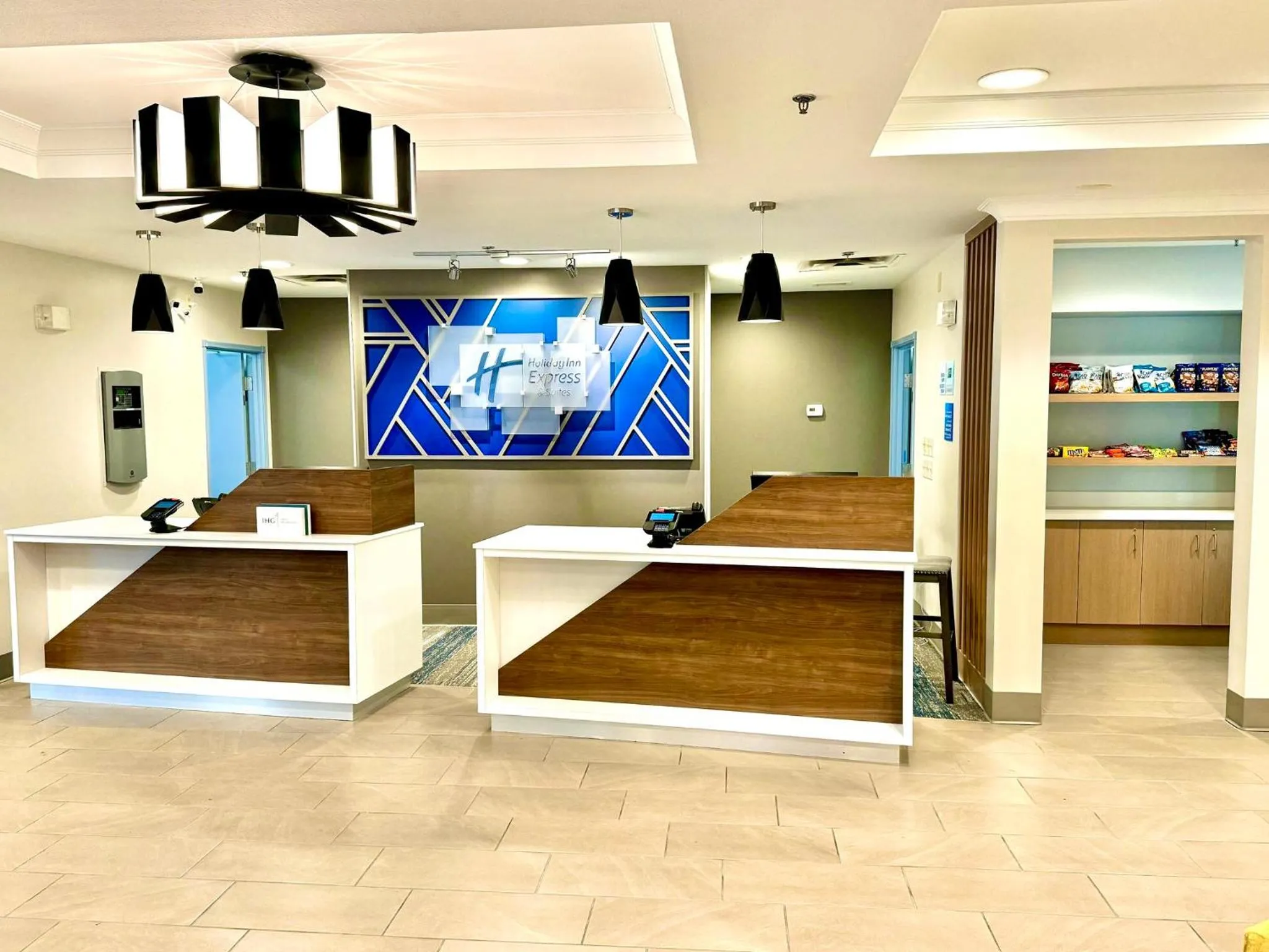 Property building in Holiday Inn Express & Suites Dewitt - Syracuse by IHG