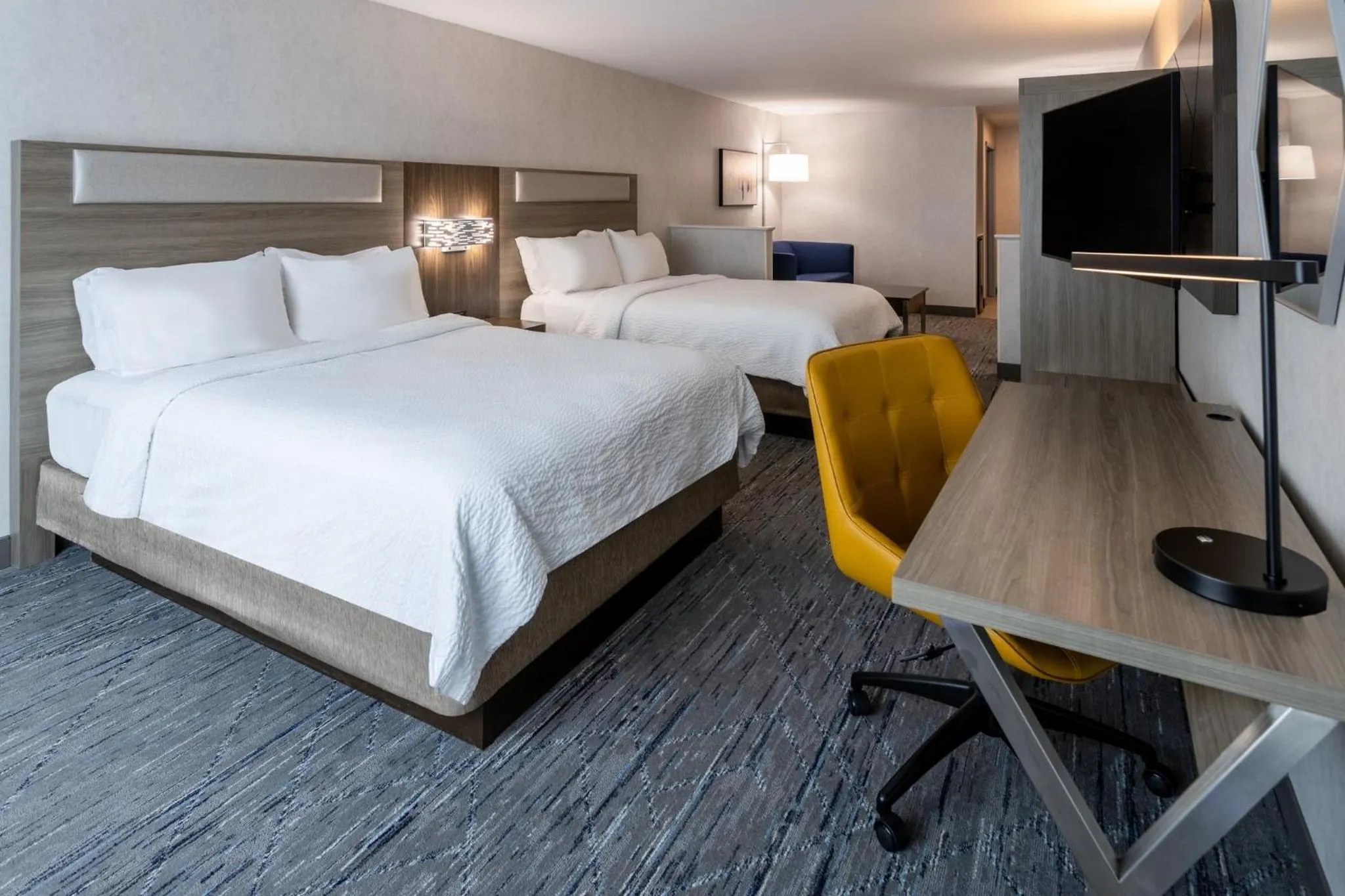 Photo of the whole room, Bed in Holiday Inn Express & Suites Dewitt - Syracuse by IHG