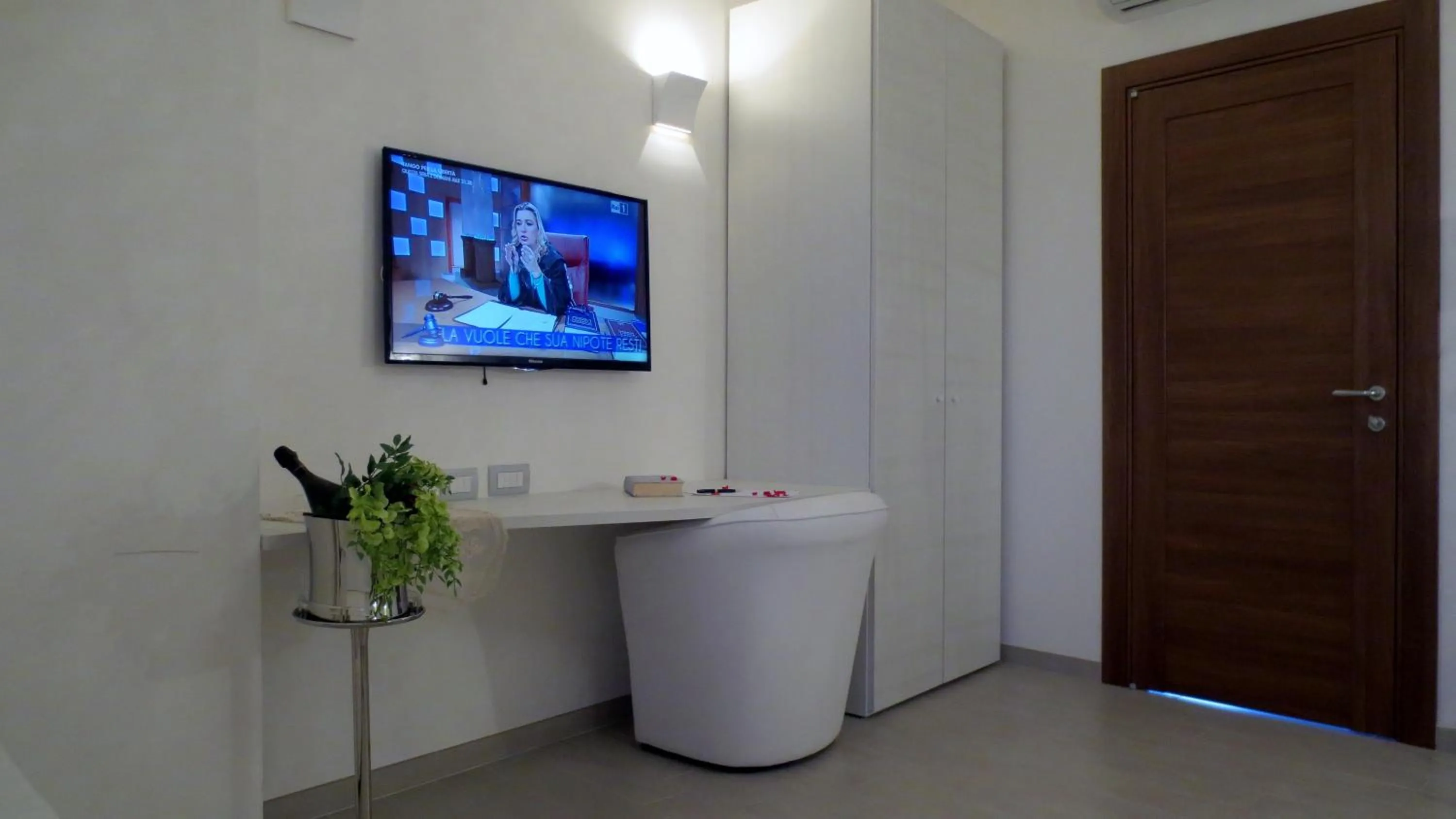 TV and multimedia in Masseria Corte Masseriola