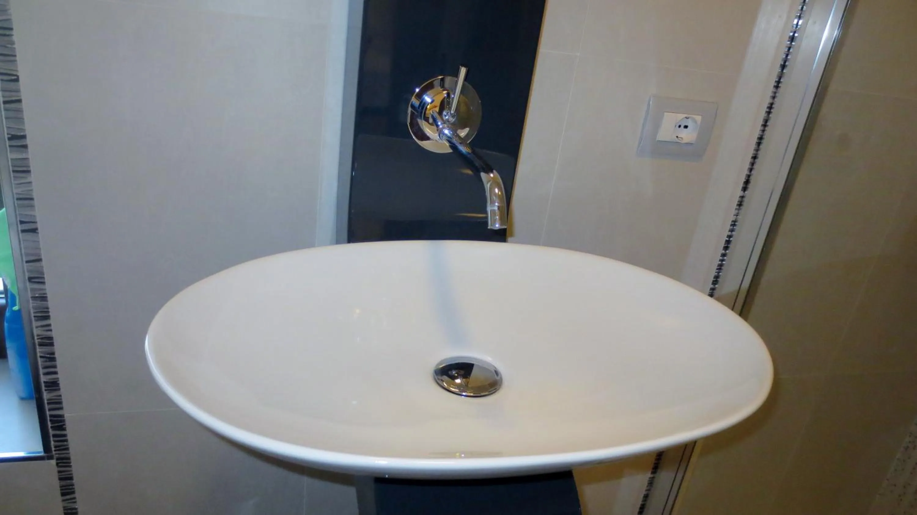 Bathroom in Masseria Corte Masseriola