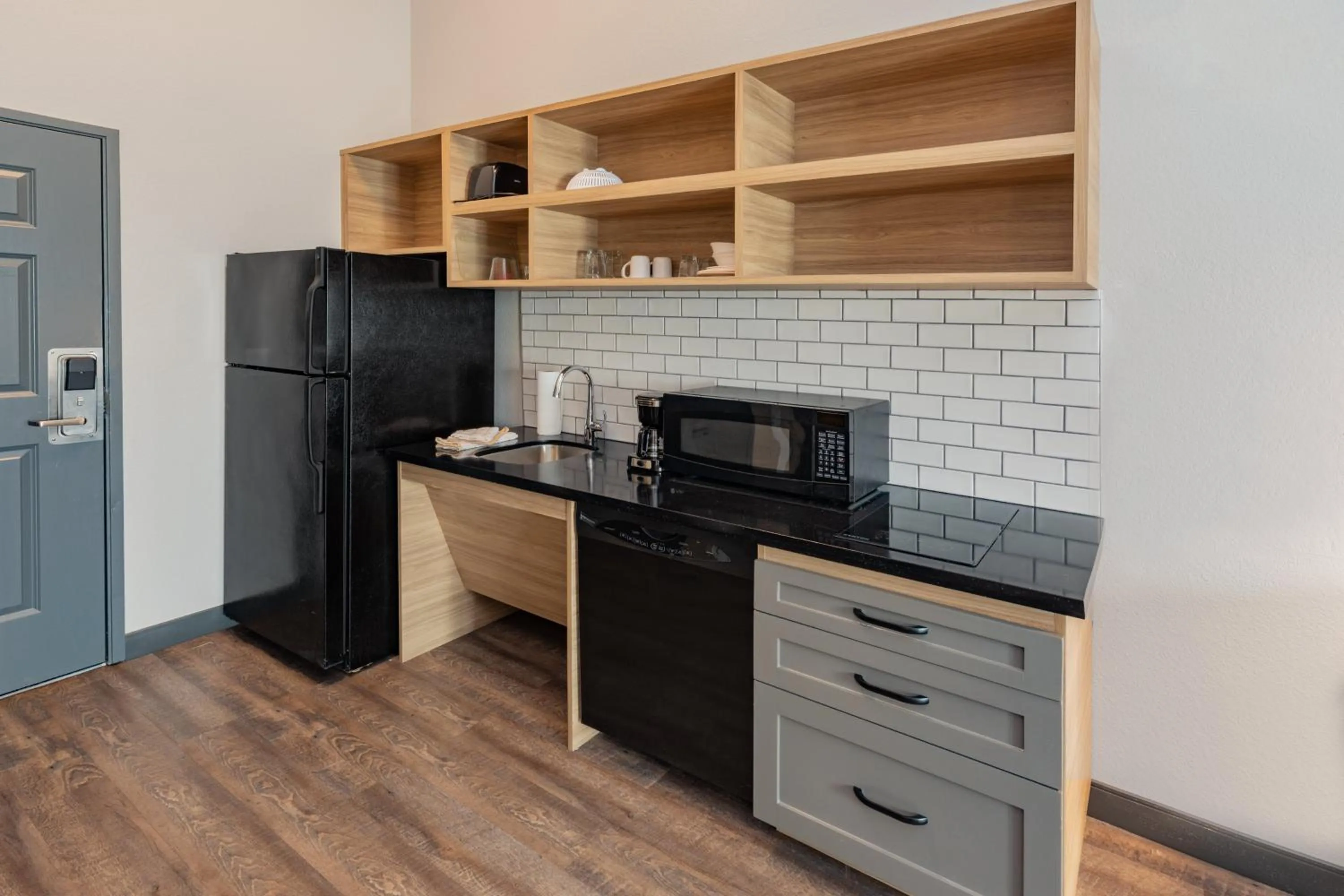 Photo of the whole room in Candlewood Suites Mount Pleasant by IHG