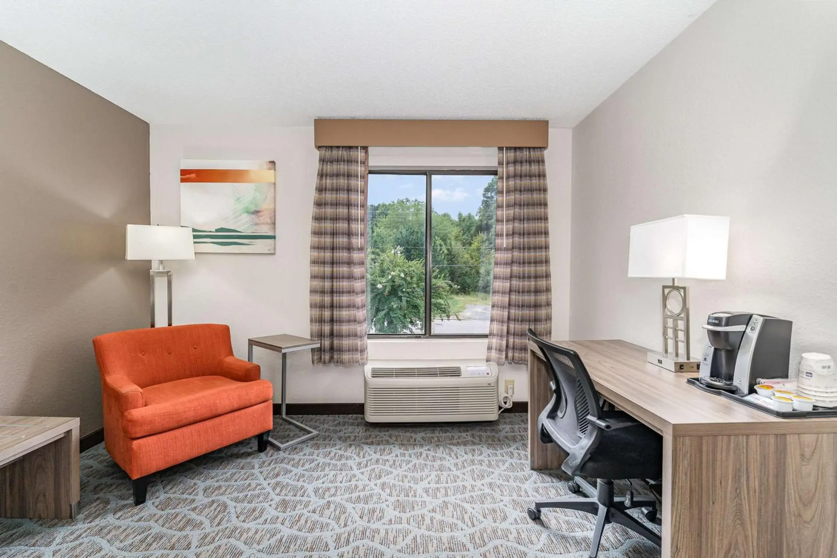 Bedroom in Best Western Kernersville Bedroom in Best Western Kernersville