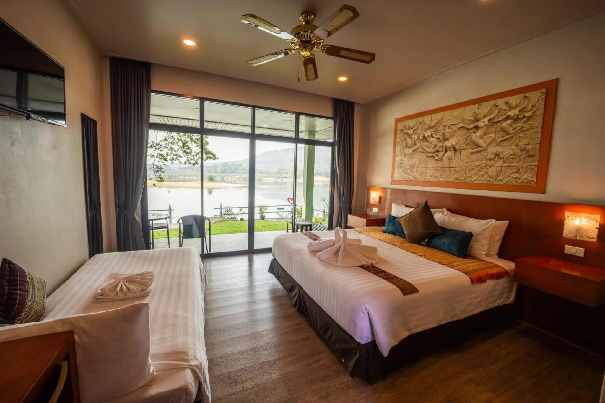Bed in Khong Chiam Orchid Riverside Resort