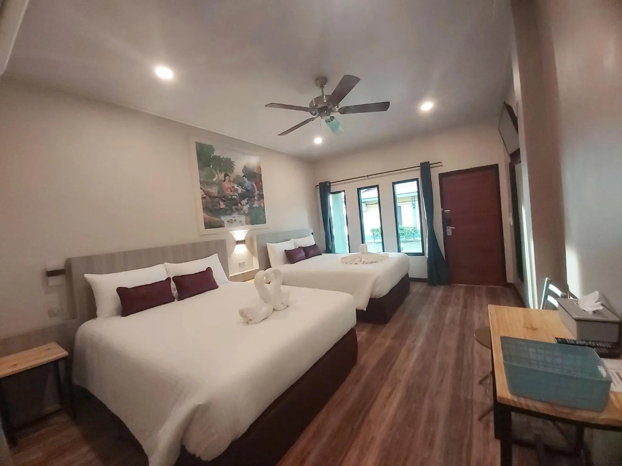Photo of the whole room, Bed in Khong Chiam Orchid Riverside Resort