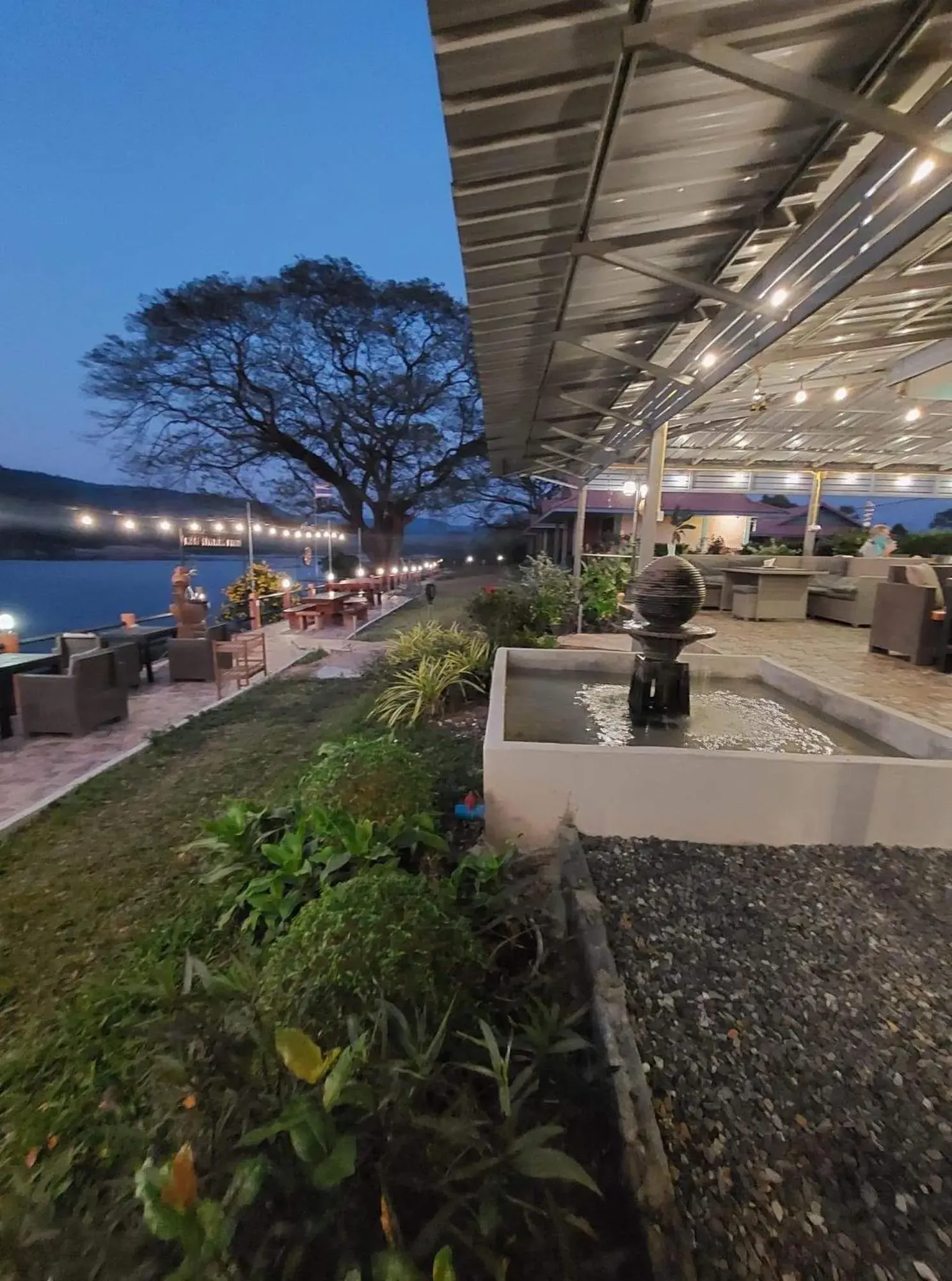 Restaurant/places to eat in Khong Chiam Orchid Riverside Resort Restaurant/places to eat in Khong Chiam Orchid Riverside Resort