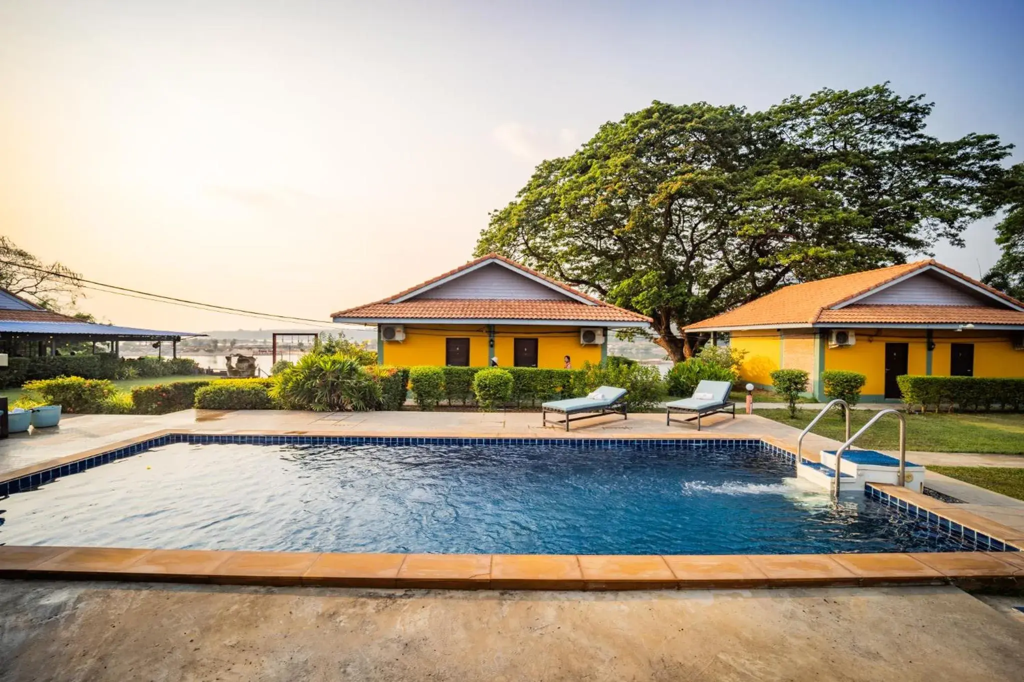 Swimming pool in Khong Chiam Orchid Riverside Resort Swimming pool in Khong Chiam Orchid Riverside Resort