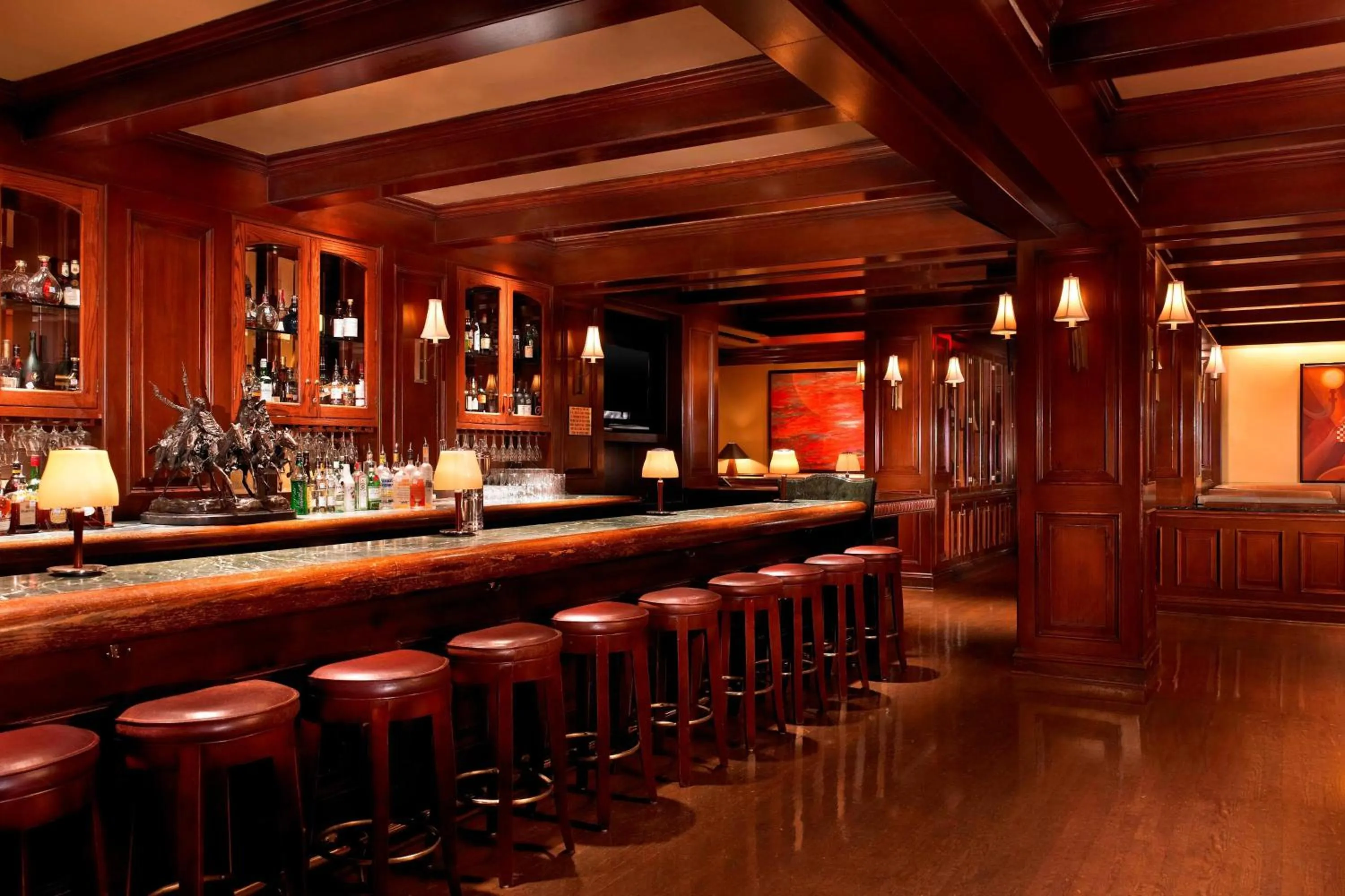 Lounge or bar in The St. Regis Houston