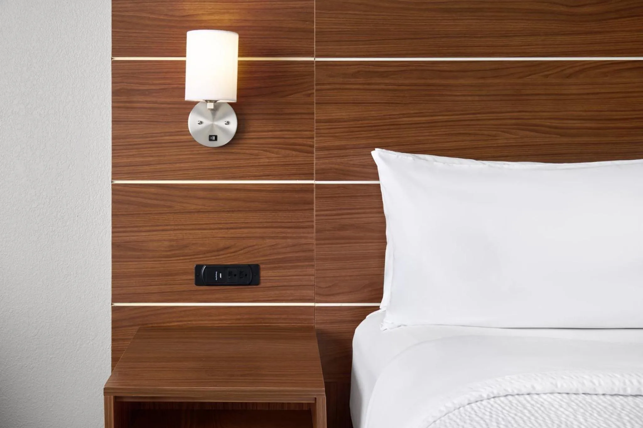 Photo of the whole room in Holiday Inn Express Kansas City - at the Legends! by IHG