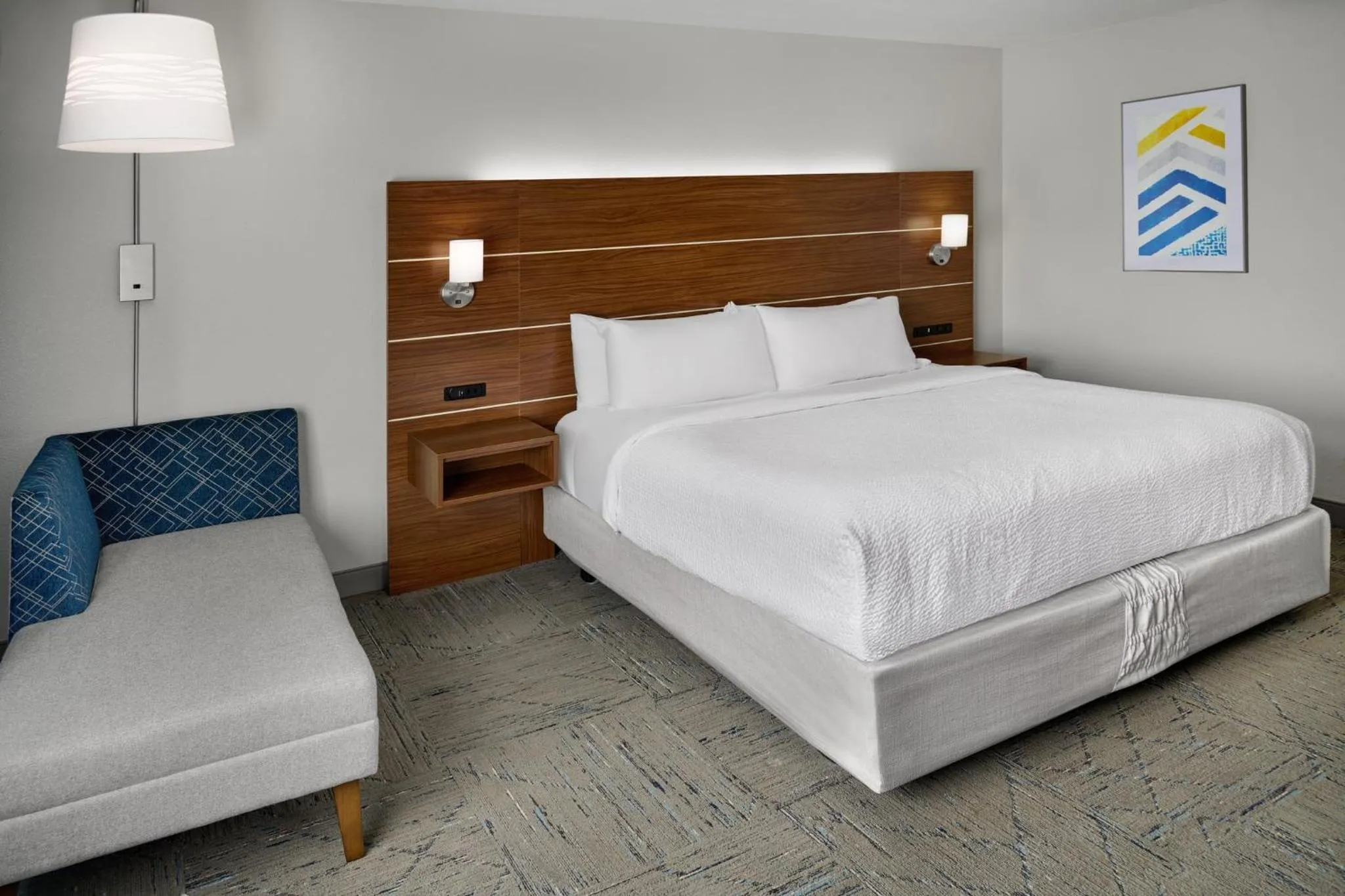 Photo of the whole room in Holiday Inn Express Kansas City - at the Legends! by IHG