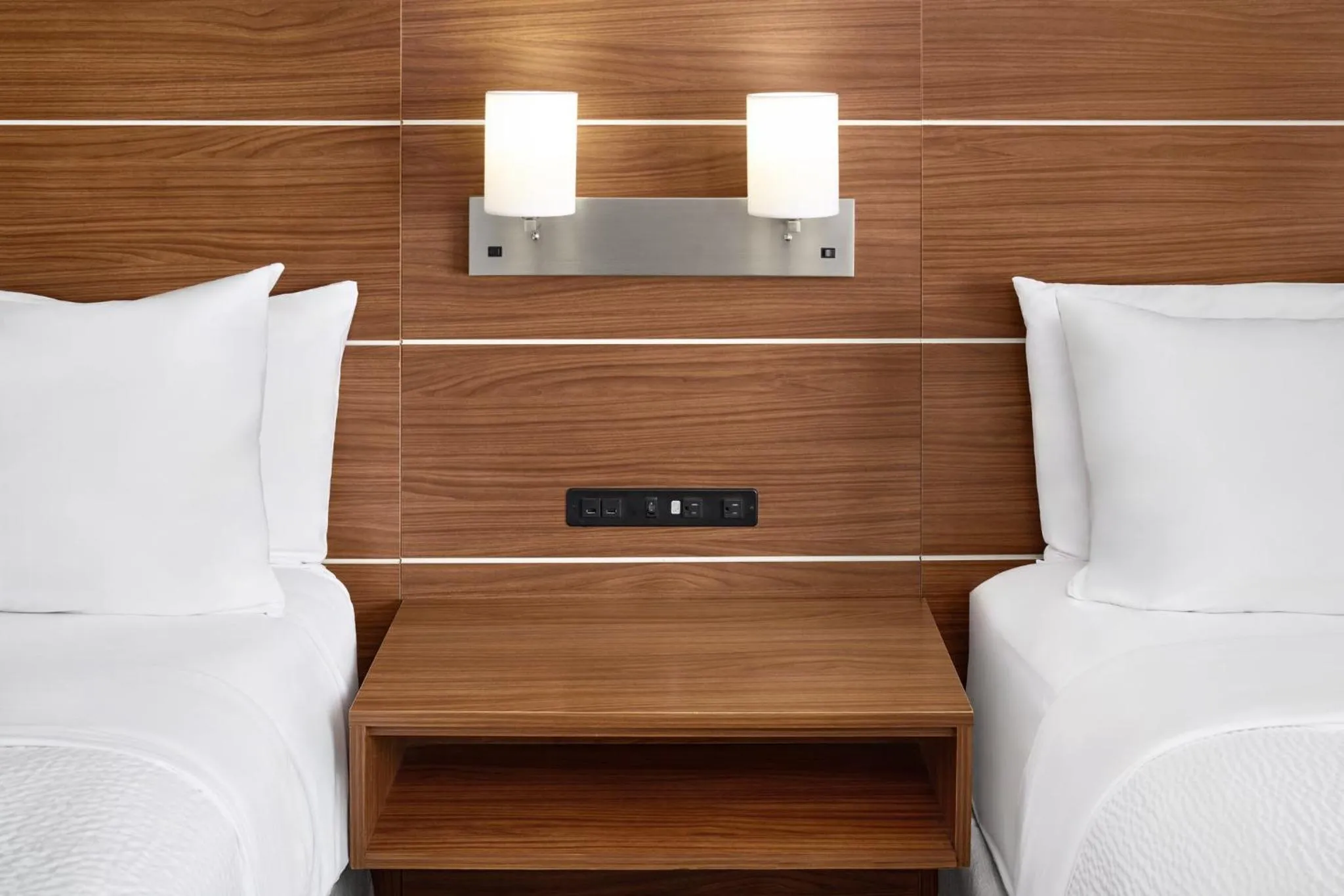 Photo of the whole room in Holiday Inn Express Kansas City - at the Legends! by IHG