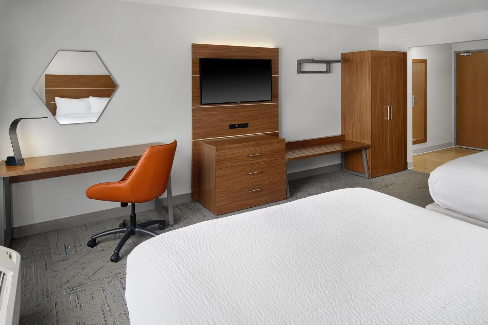 Photo of the whole room in Holiday Inn Express Kansas City - at the Legends! by IHG