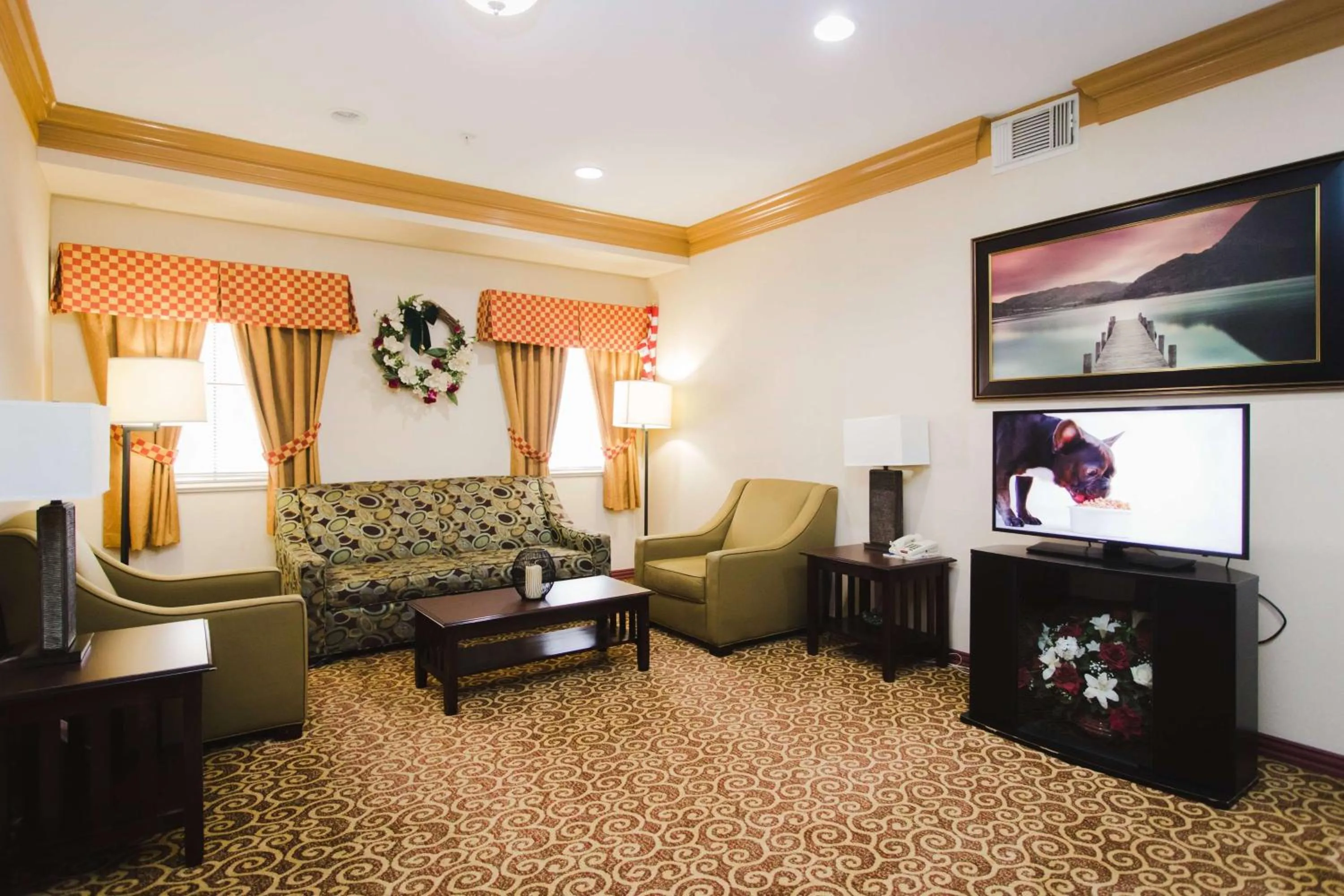 Lobby or reception in Days Inn by Wyndham Rosenberg