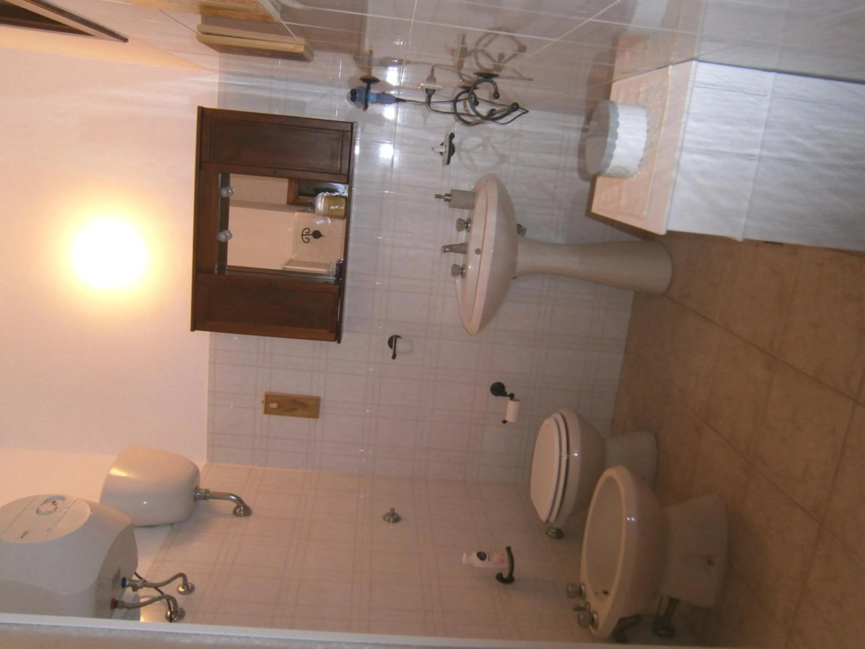 Bathroom in Bed & Breakfast L'Aquilino