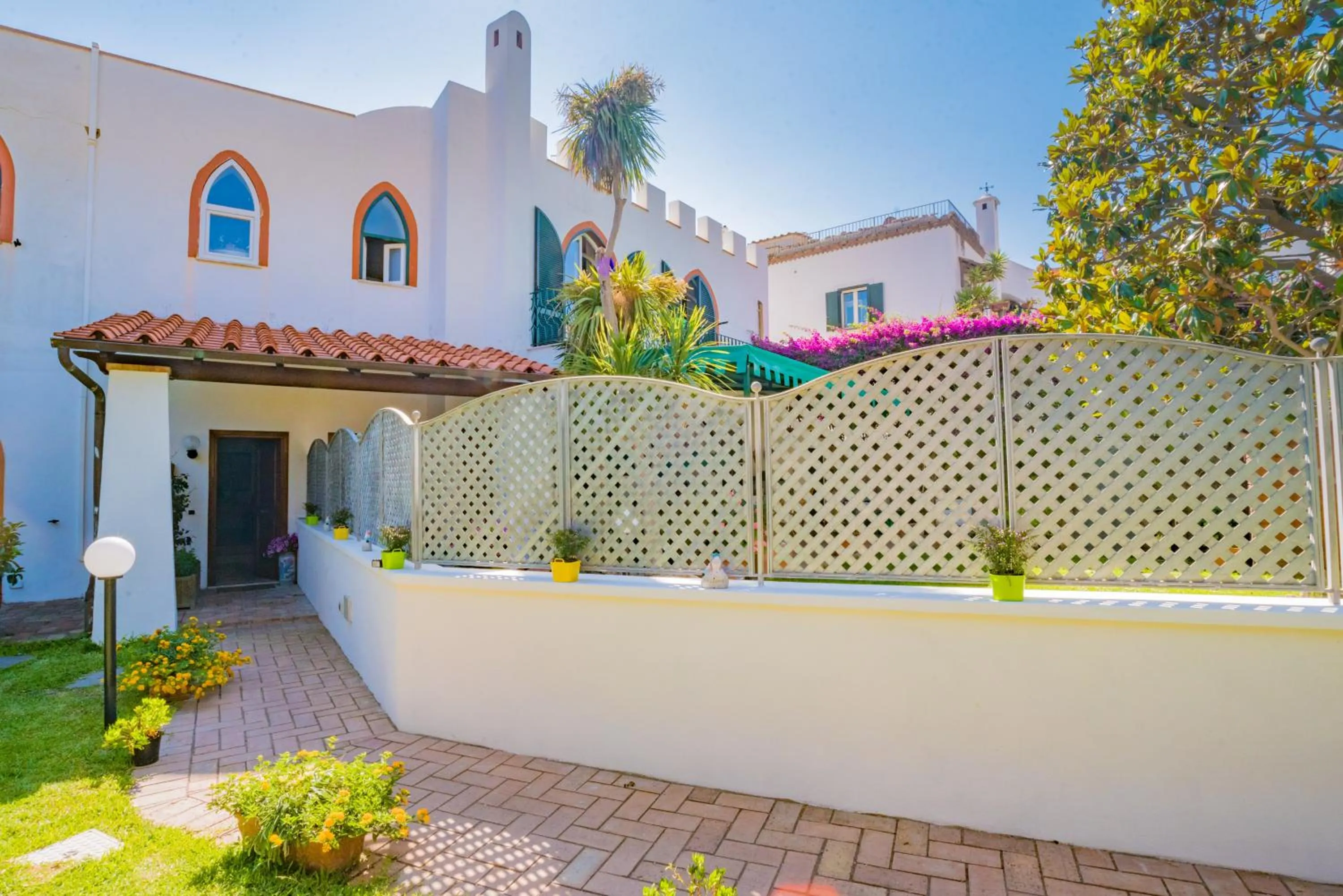 Facade/entrance in Villa al Porto
