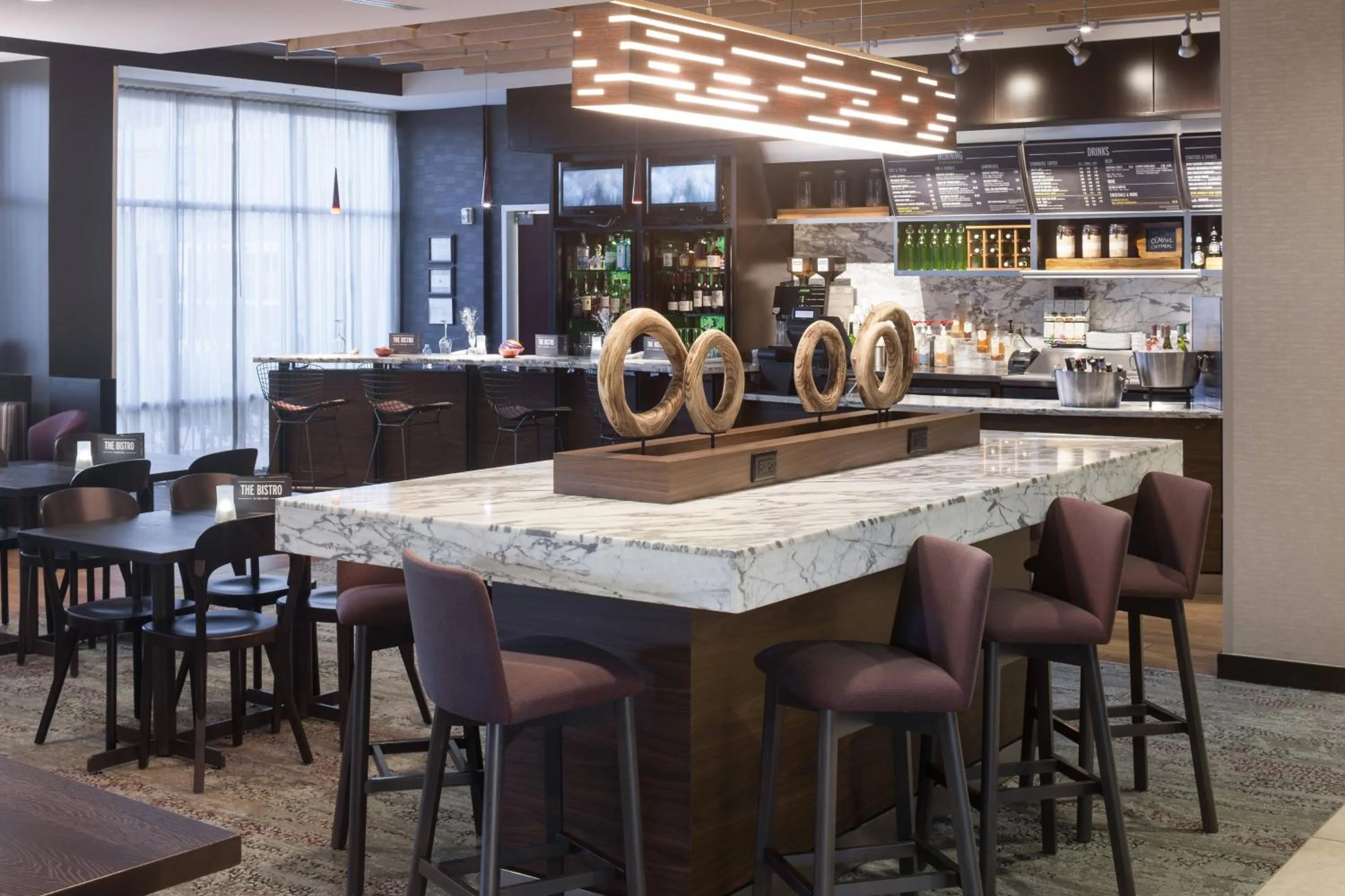 Restaurant/places to eat in Courtyard Phoenix Chandler/Fashion Center