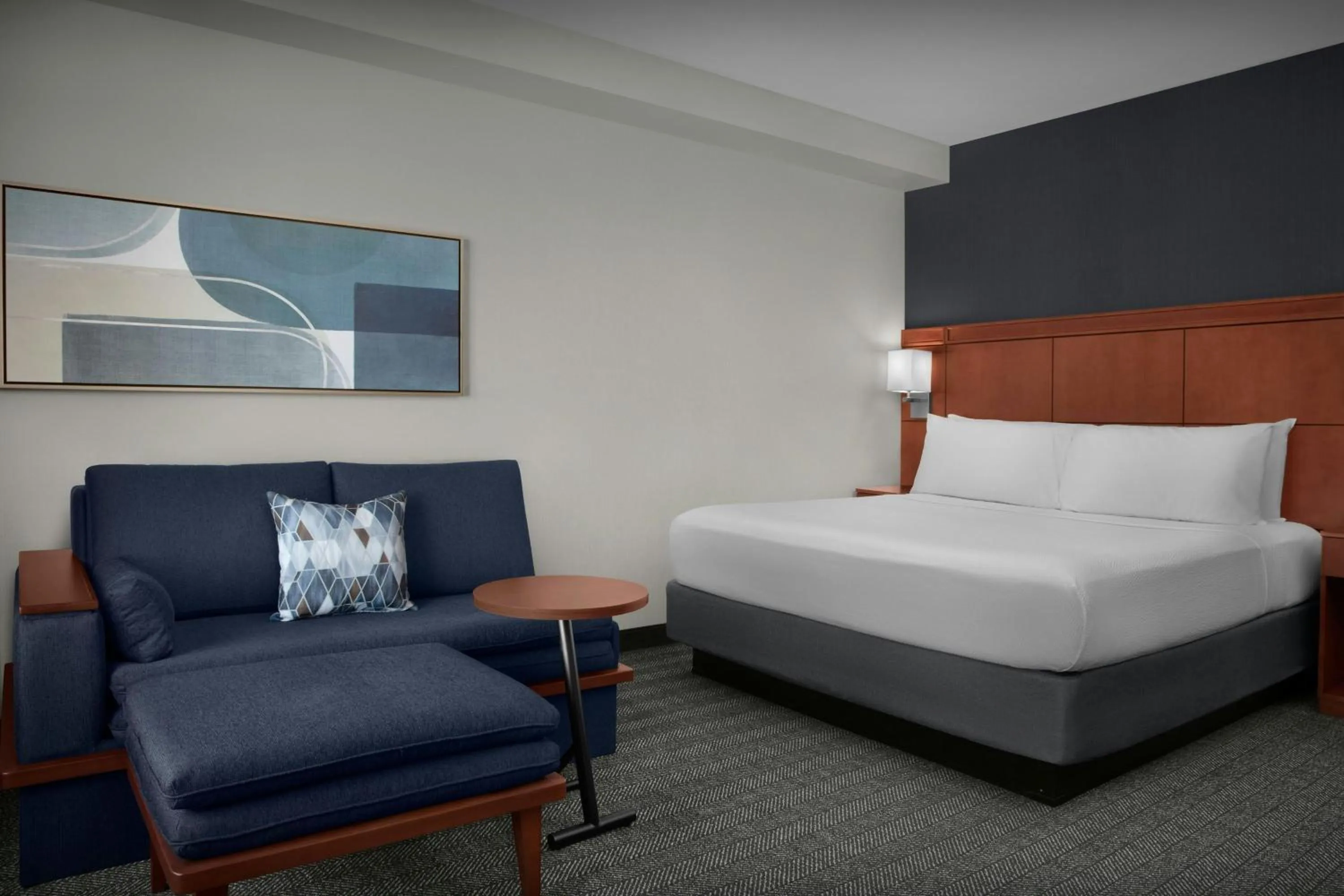 Photo of the whole room, Bed in Courtyard Phoenix Chandler/Fashion Center