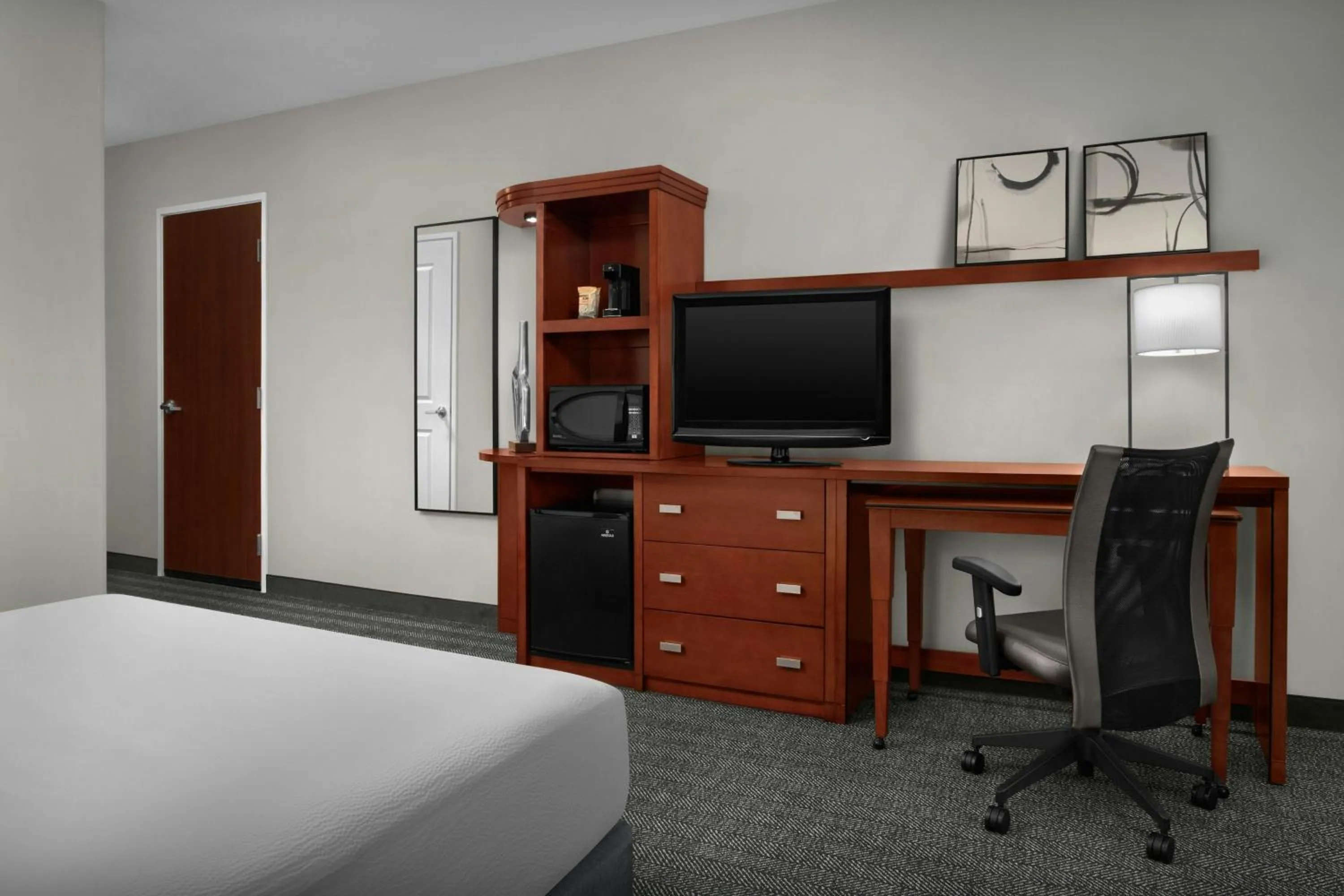 Photo of the whole room, Bed in Courtyard Phoenix Chandler/Fashion Center