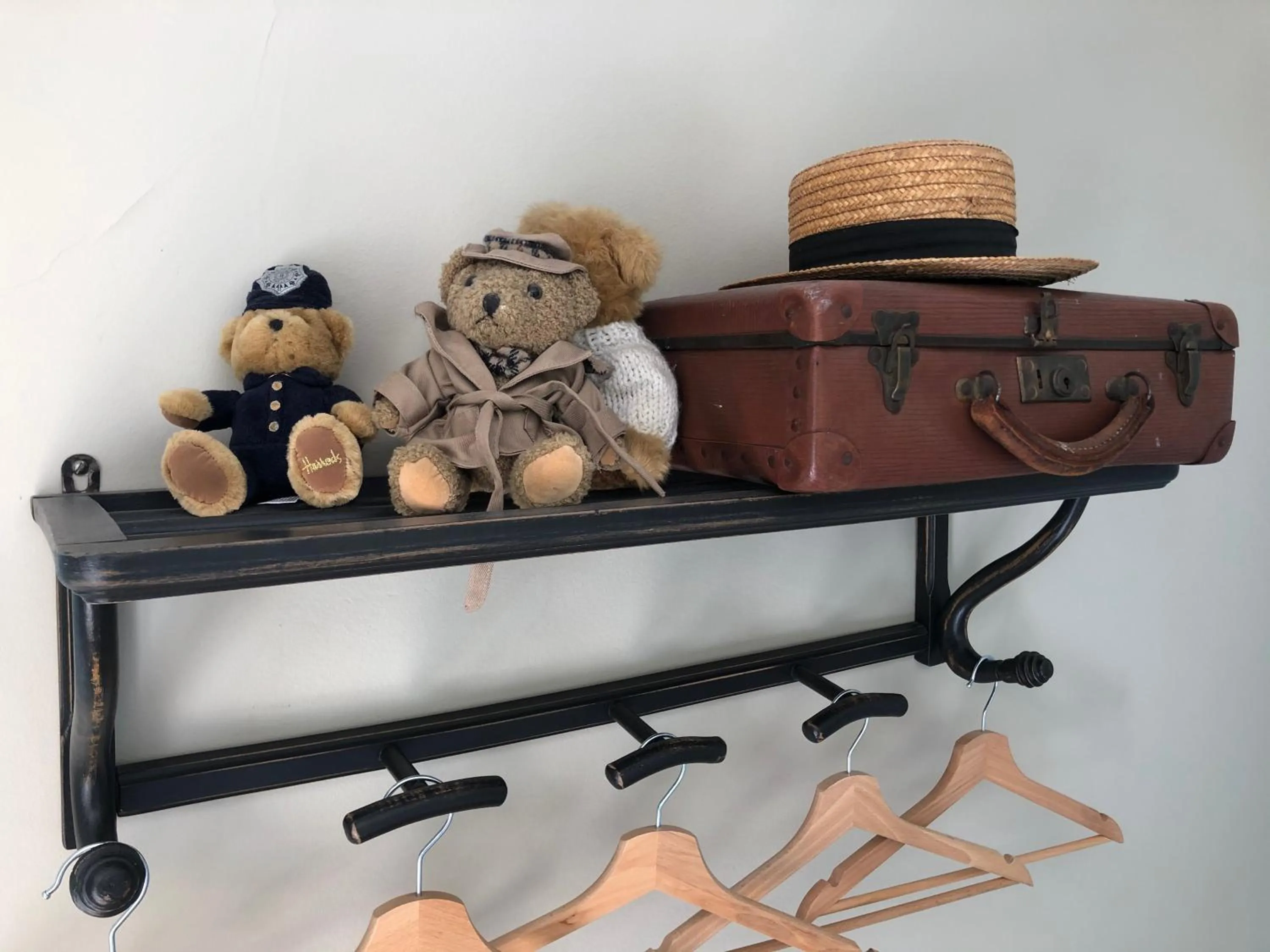 Decorative detail in Les Aurochs