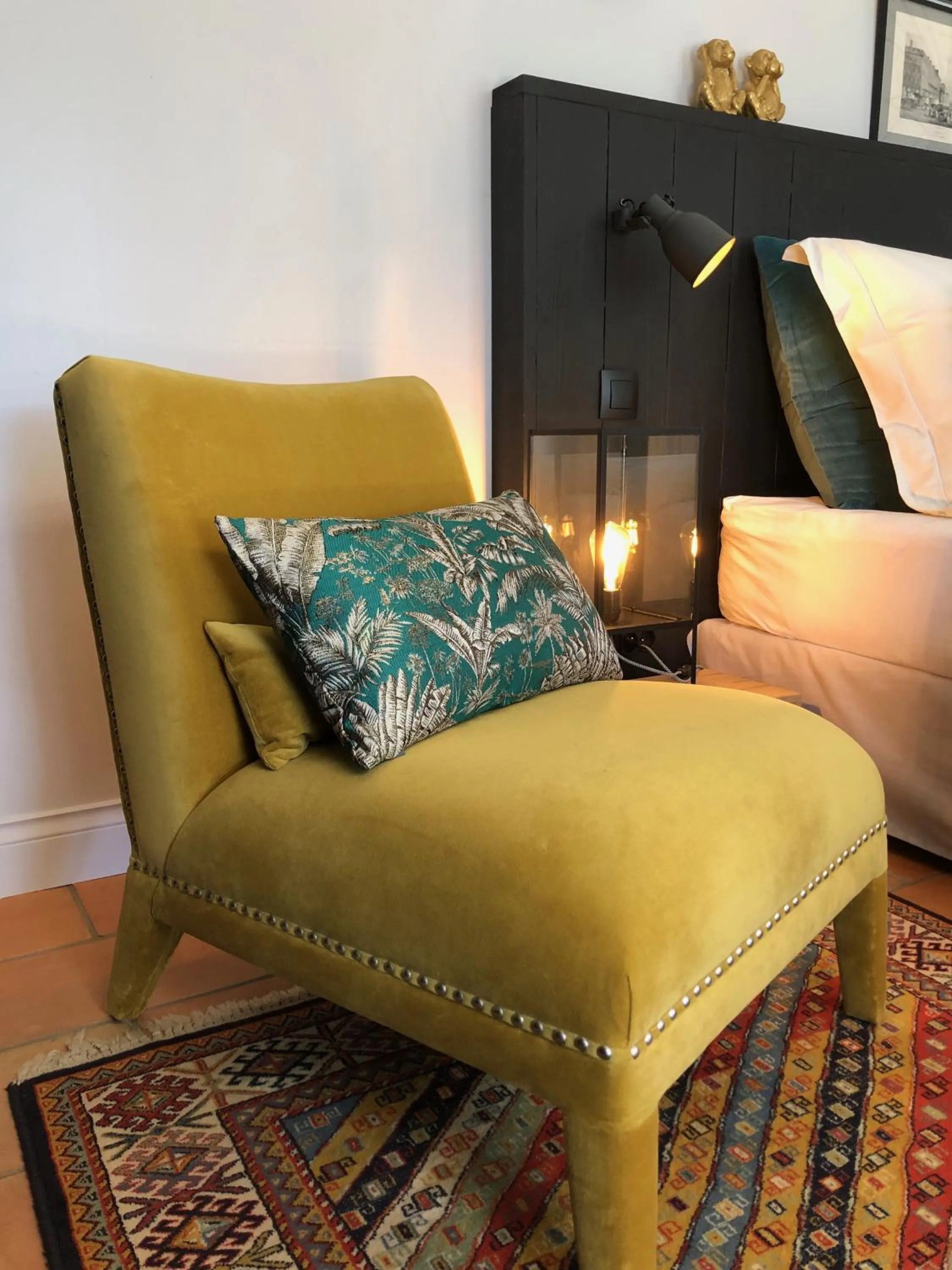 Decorative detail in Les Aurochs