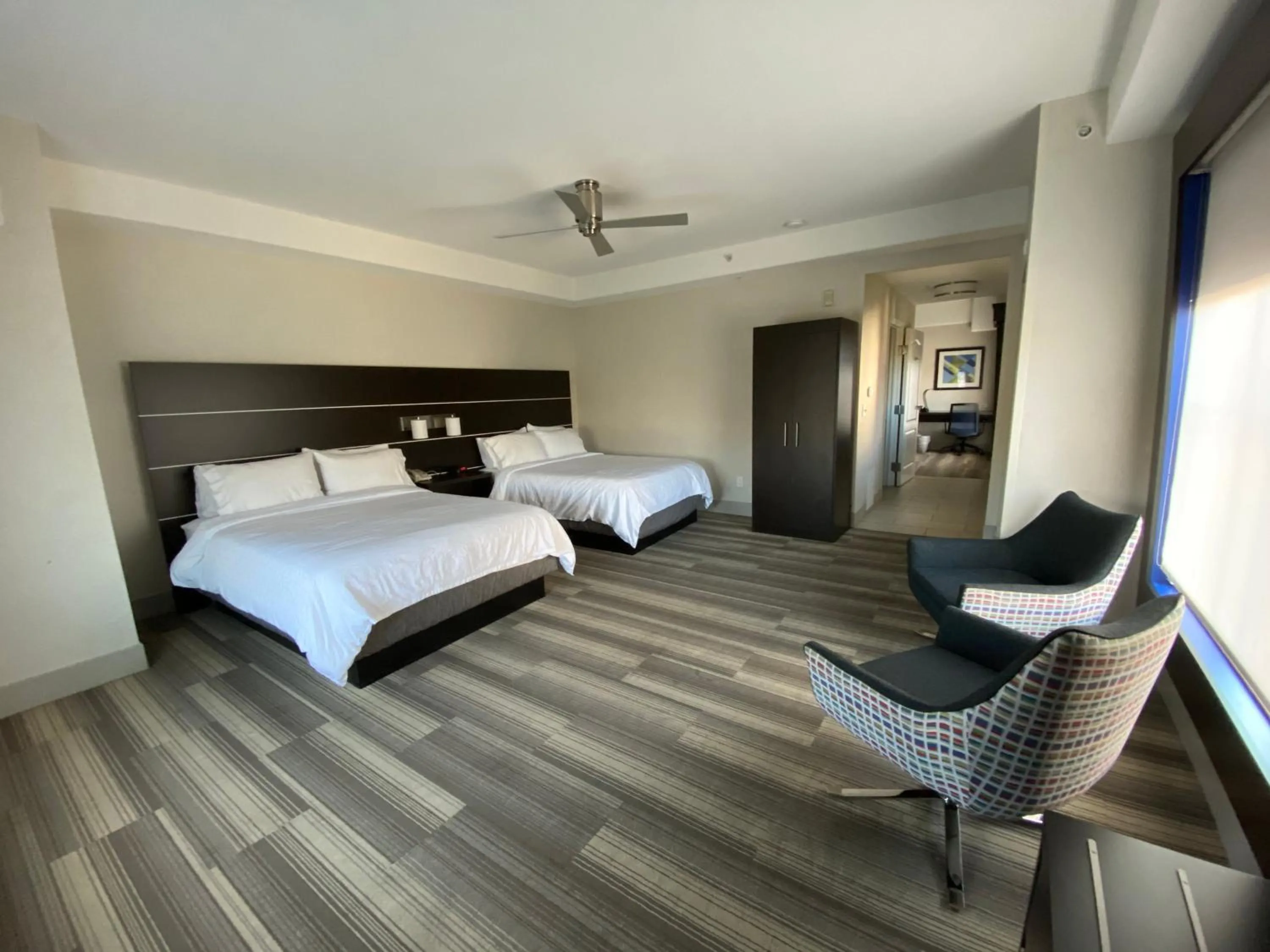 Photo of the whole room, Bed in Holiday Inn Express Hotel & Suites El Dorado Hills by IHG