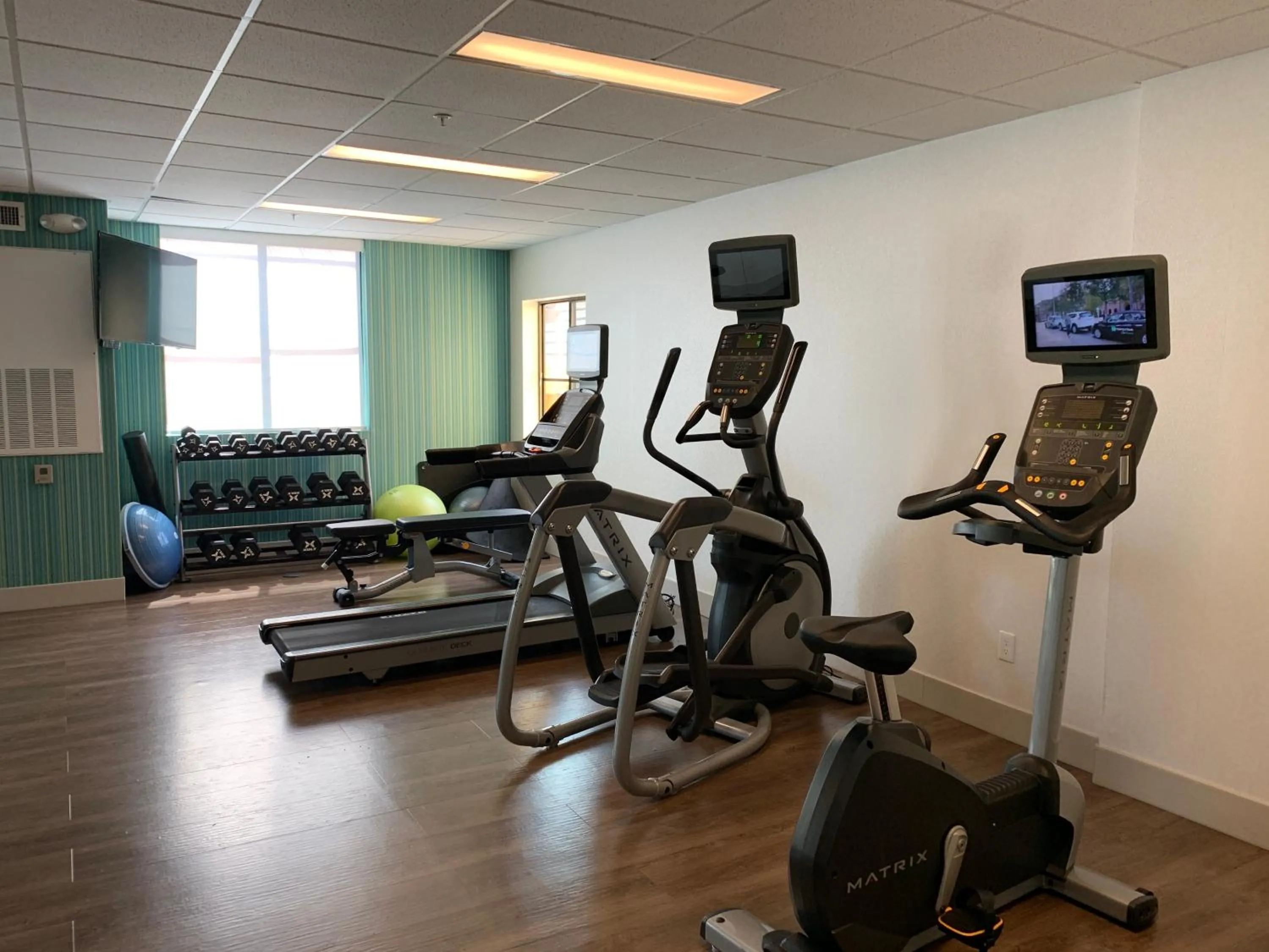 Fitness centre/facilities in Holiday Inn Express Hotel & Suites El Dorado Hills by IHG