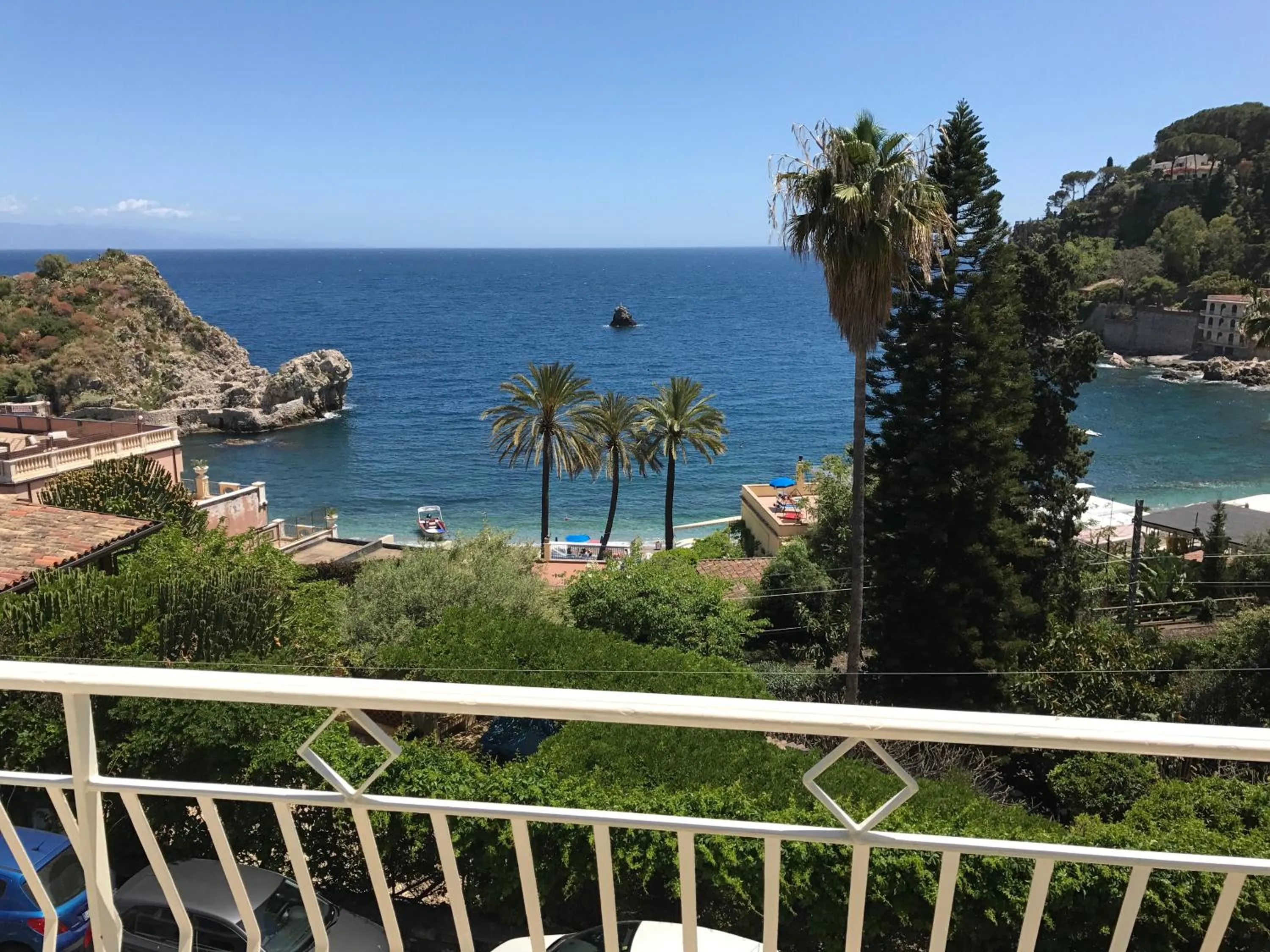 Beach in B&B A Due Passi Dal Mare