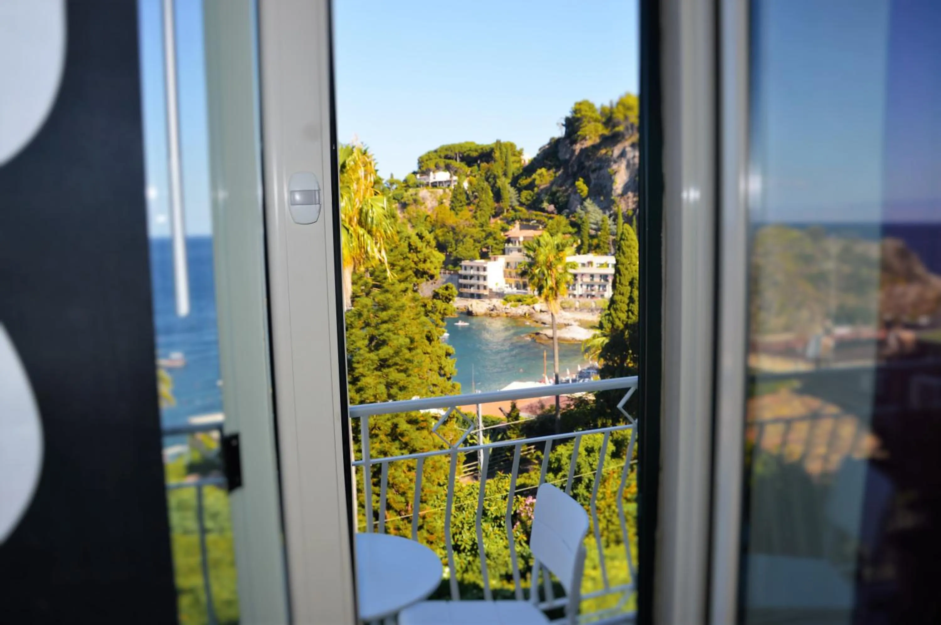 Sea view in B&B A Due Passi Dal Mare