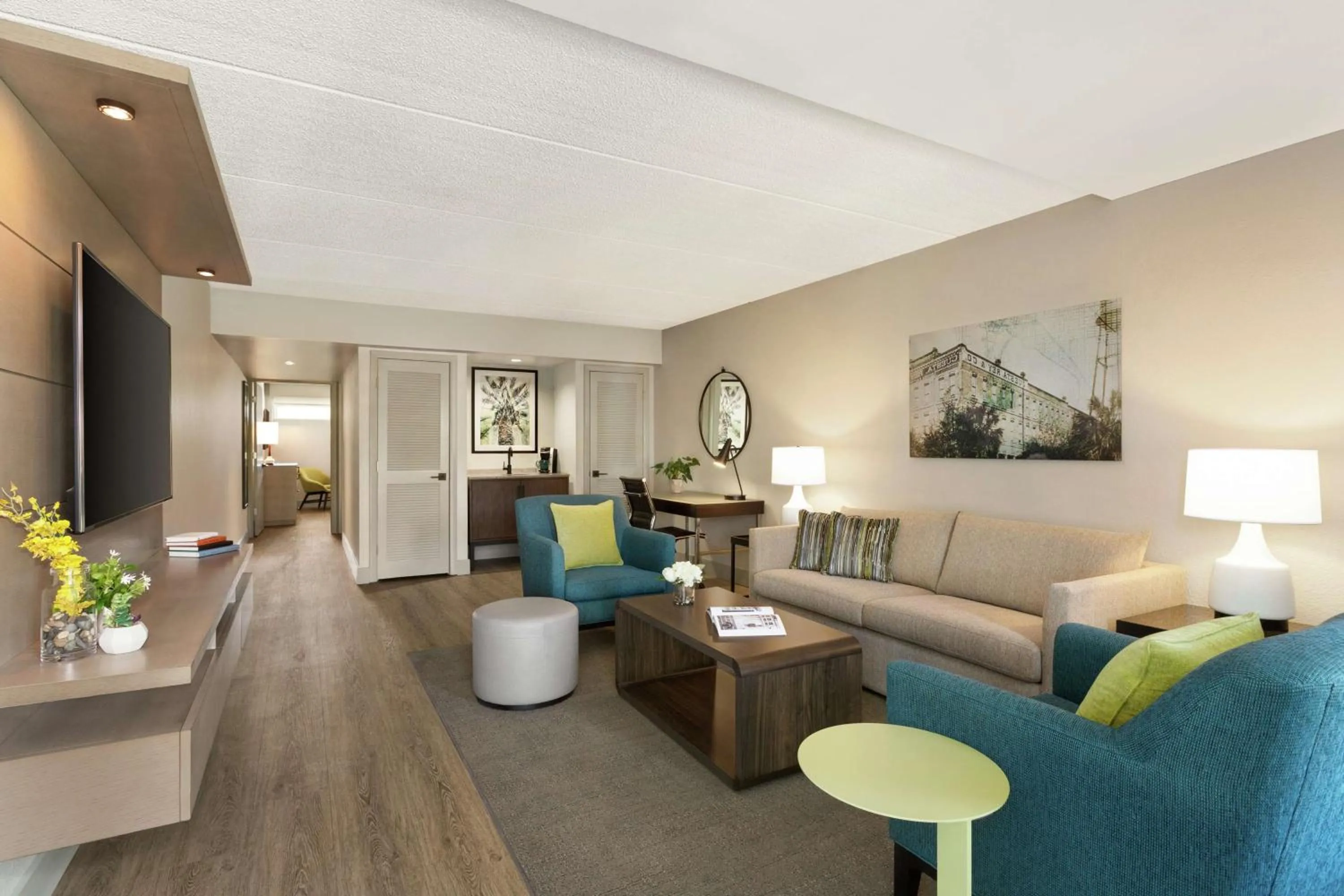 Seating area in Hotel Alba Tampa, Tapestry Collection By Hilton