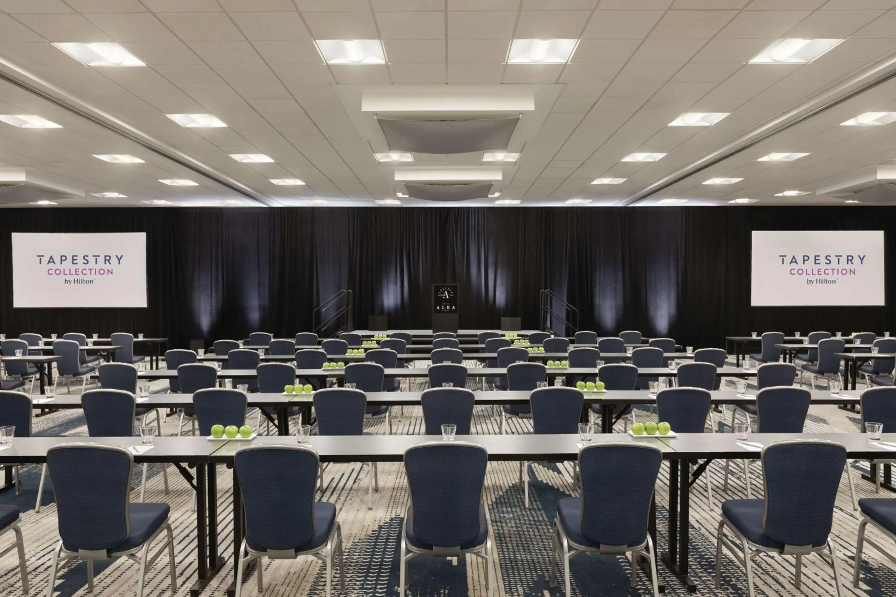 Meeting/conference room in Hotel Alba Tampa, Tapestry Collection By Hilton