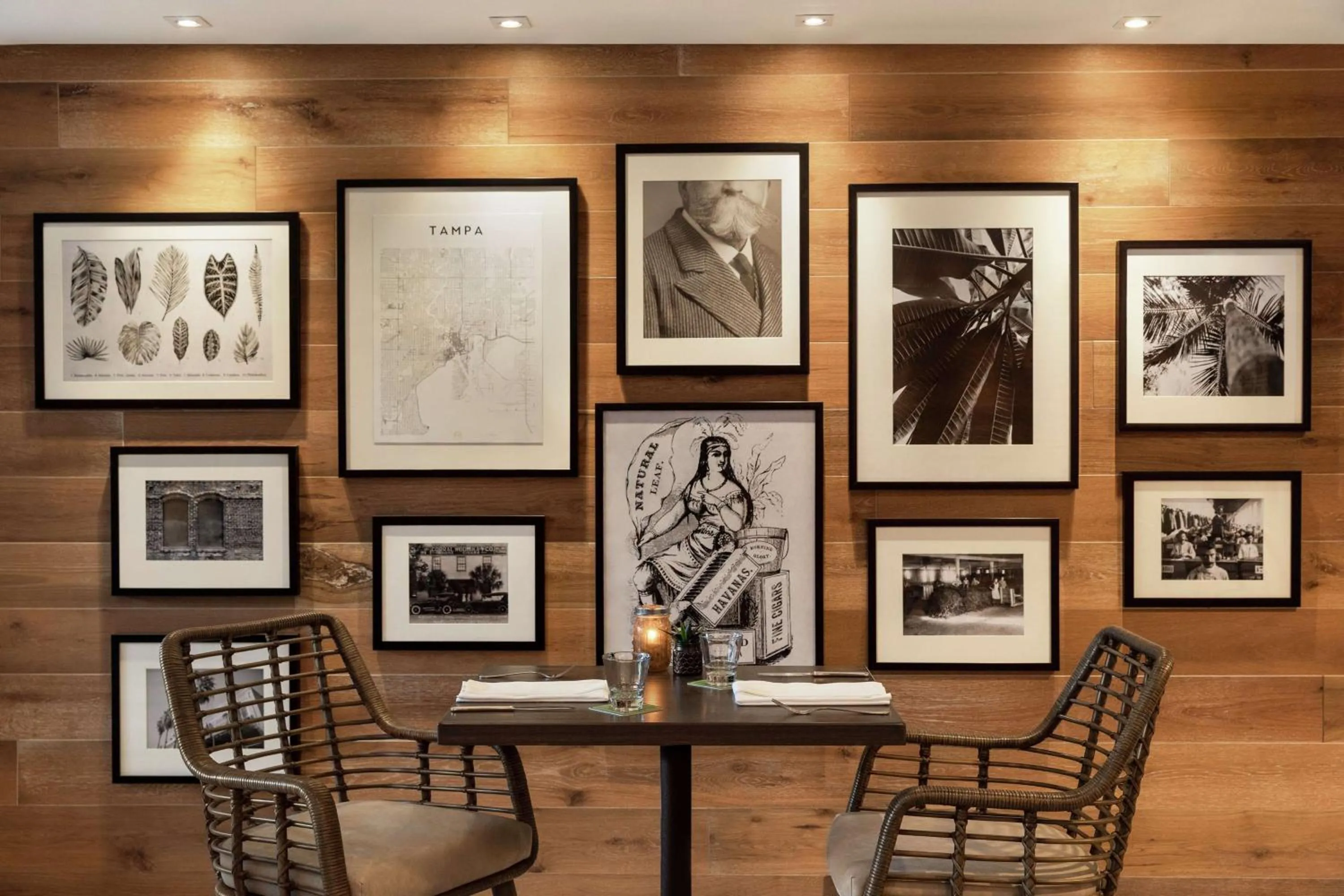 Restaurant/places to eat in Hotel Alba Tampa, Tapestry Collection By Hilton