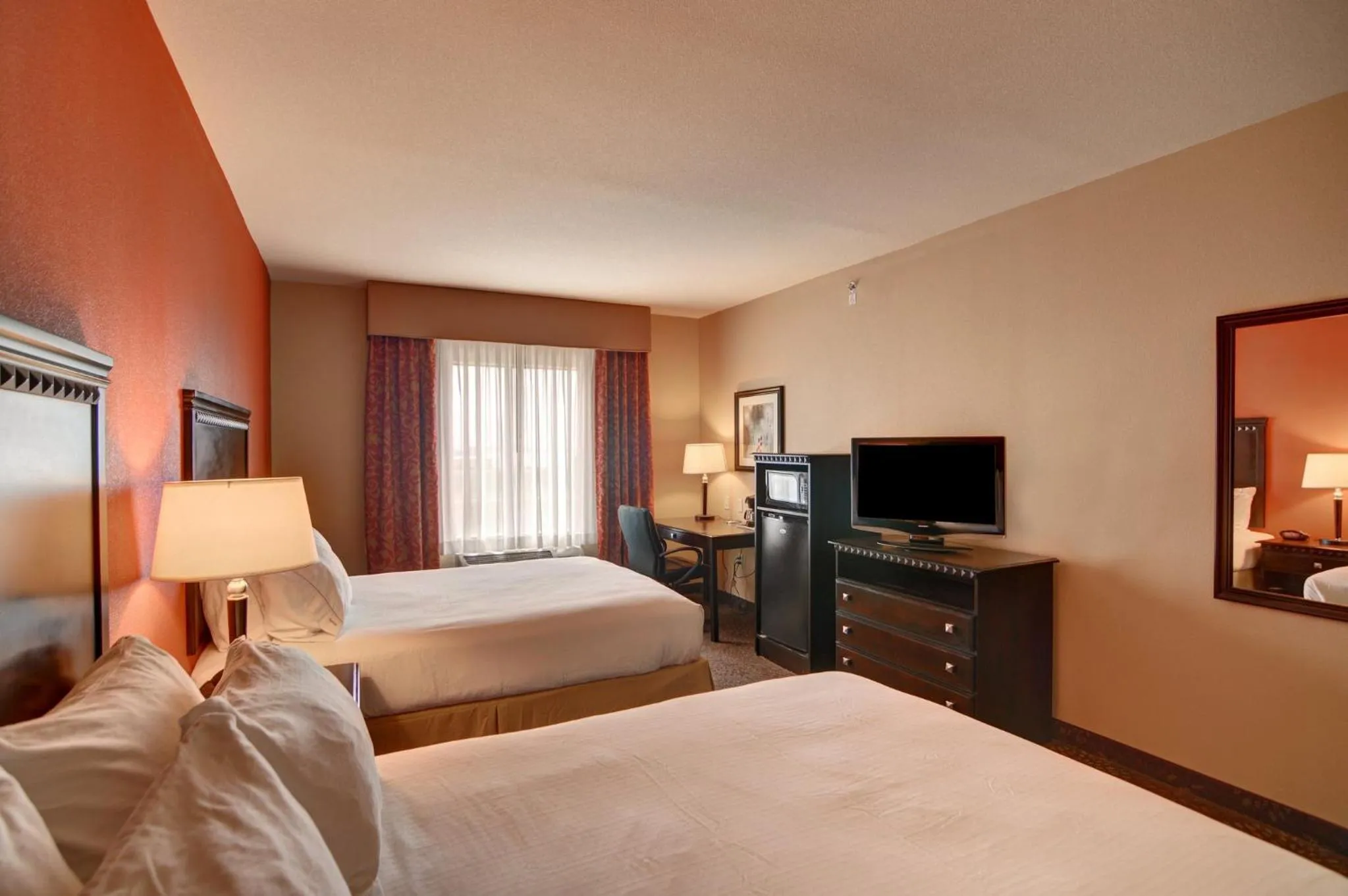 Photo of the whole room, Bed in Holiday Inn Express Hotel and Suites Altus by IHG