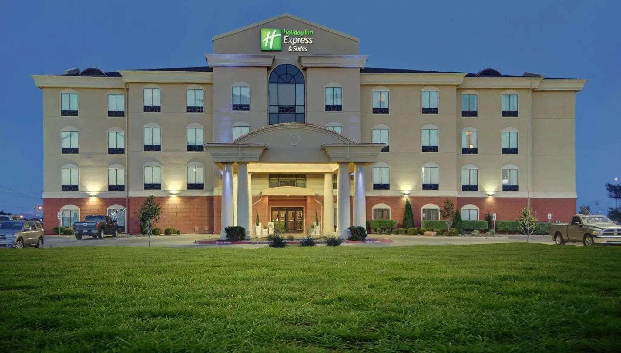 Property building in Holiday Inn Express Hotel and Suites Altus by IHG Property building in Holiday Inn Express Hotel and Suites Altus by IHG
