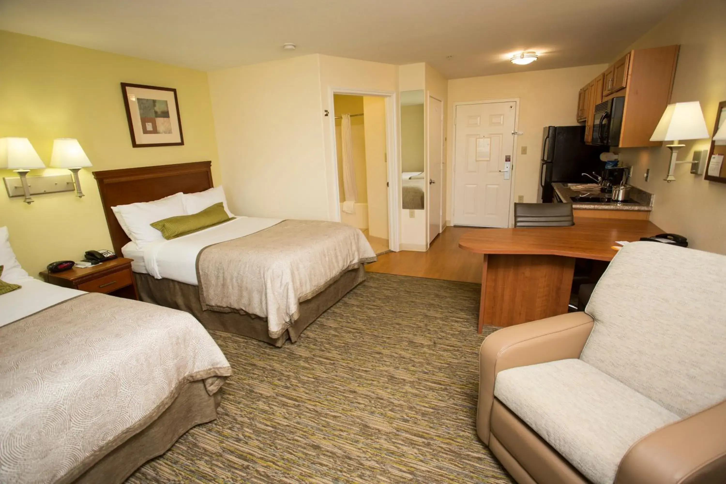 Photo of the whole room, Bed in Candlewood Suites Port Arthur/Nederland by IHG Photo of the whole room, Bed in Candlewood Suites Port Arthur/Nederland by IHG