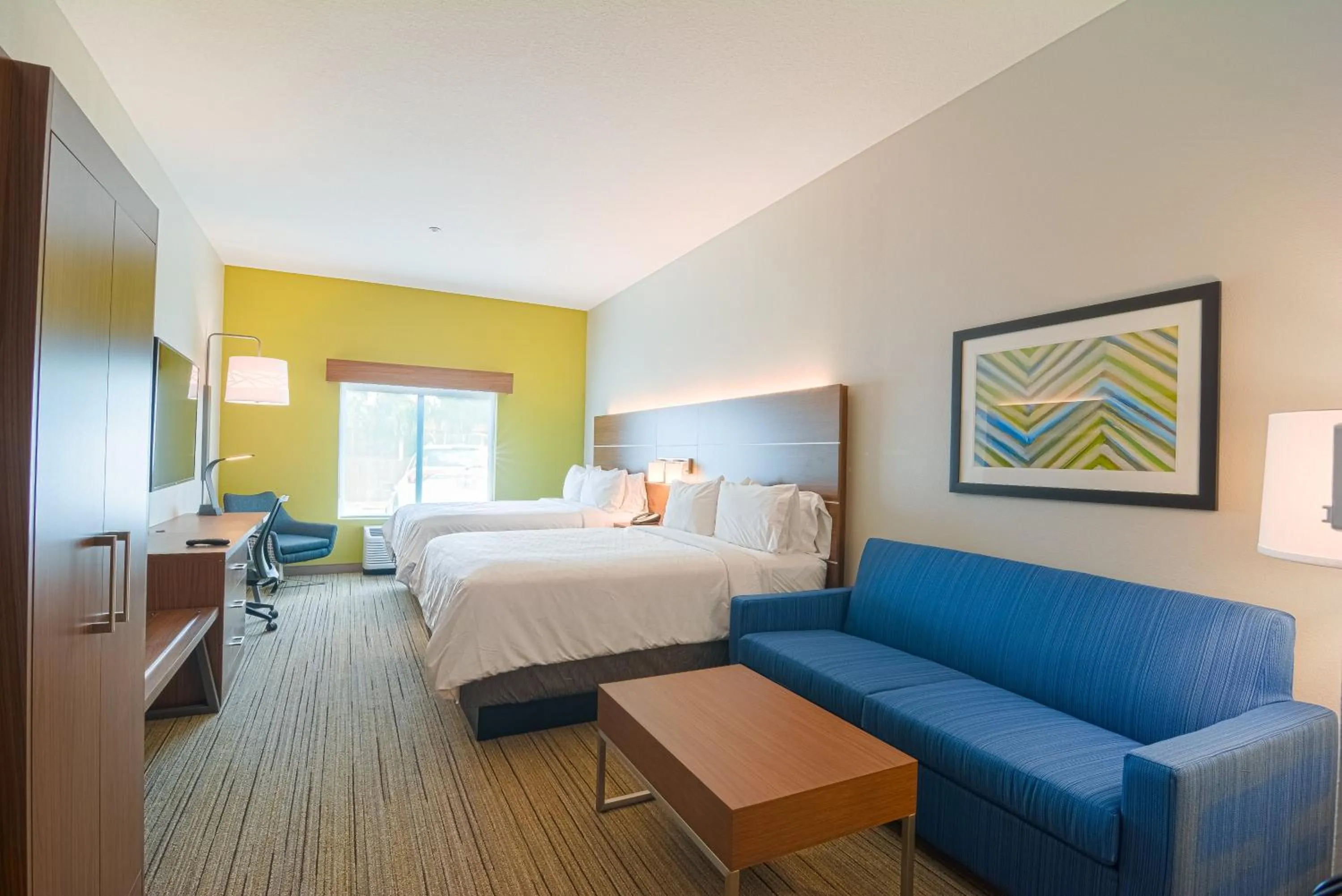 Photo of the whole room, Bed in Holiday Inn Express Hotel & Suites Tampa-USF-Busch Gardens by IHG