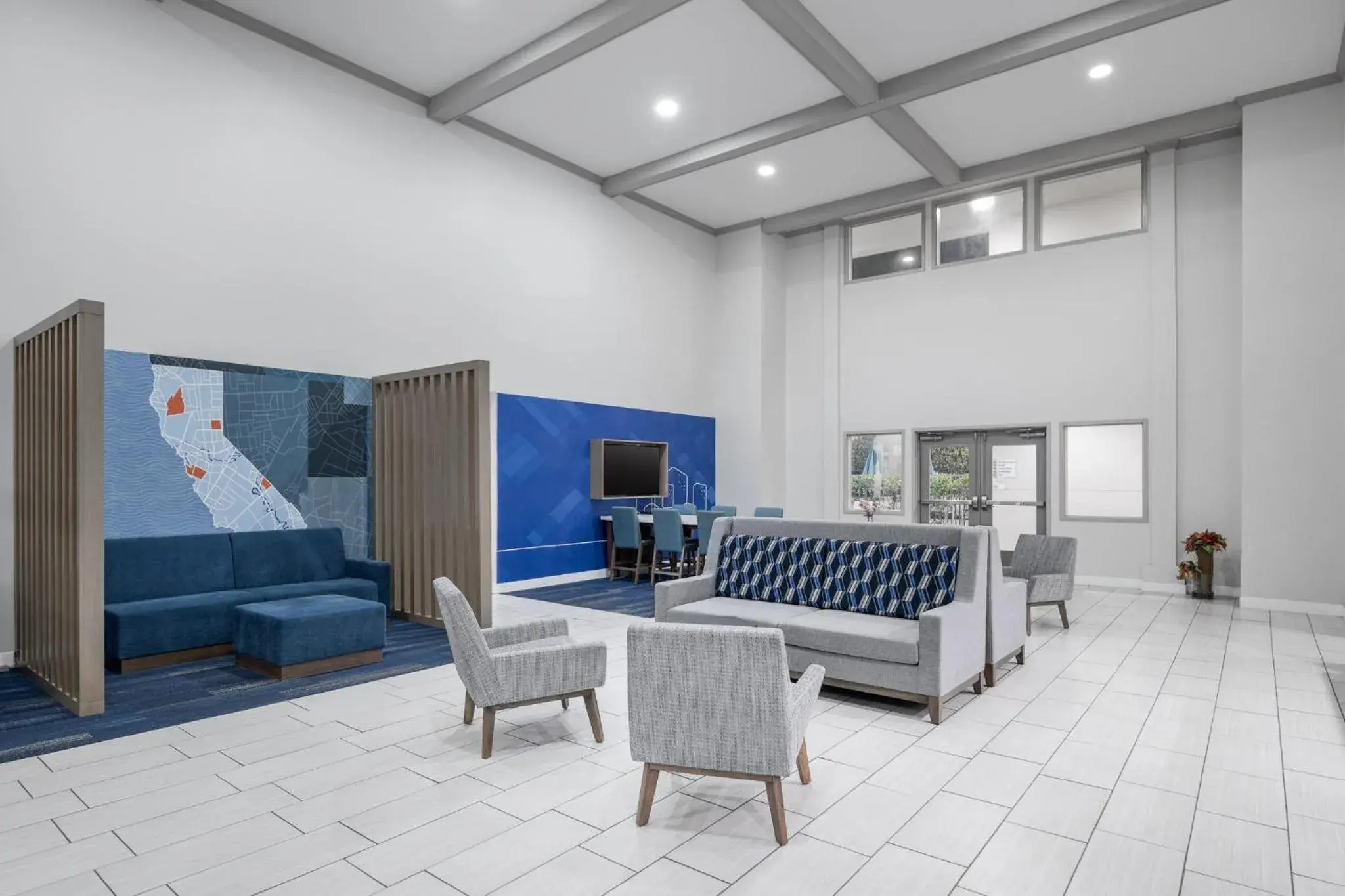 Property building in Holiday Inn Express Hotel & Suites San Dimas by IHG Property building in Holiday Inn Express Hotel & Suites San Dimas by IHG