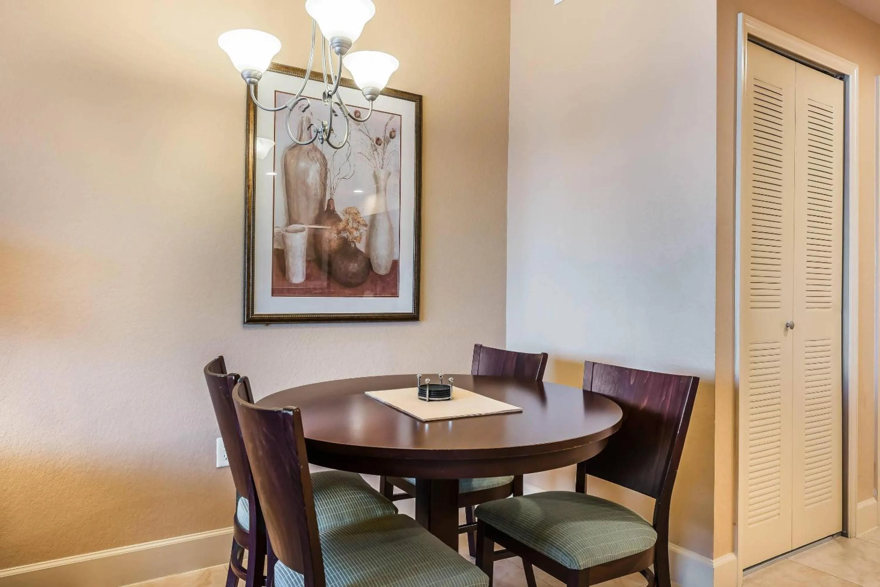 Bedroom in Bluegreen Vacations Fountains, an Ascend Collection Resort