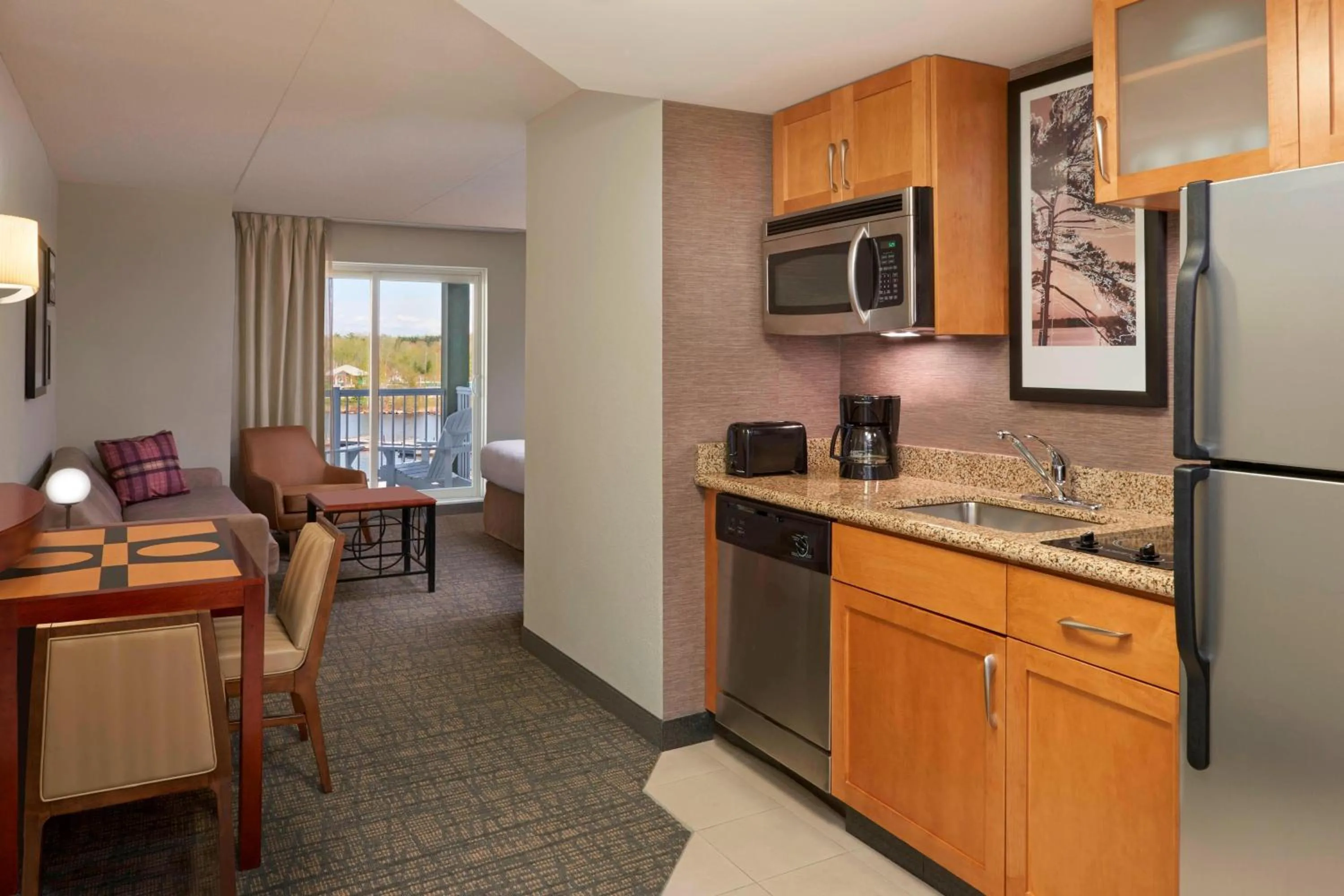 Kitchen or kitchenette in Residence Inn by Marriott Gravenhurst Muskoka Wharf
