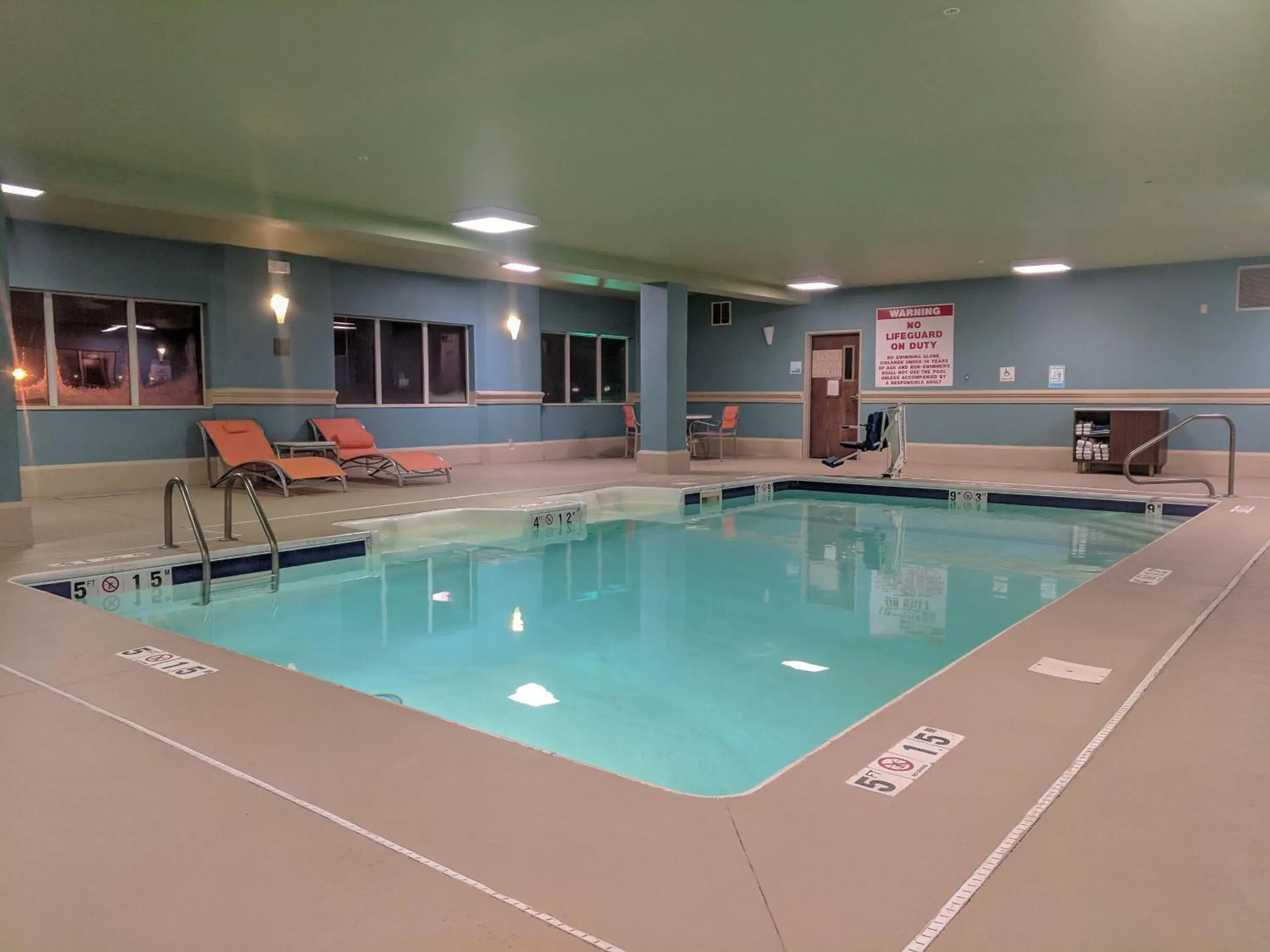 Swimming pool in Holiday Inn Express Fort Wayne - East - New Haven by IHG Swimming pool in Holiday Inn Express Fort Wayne - East - New Haven by IHG