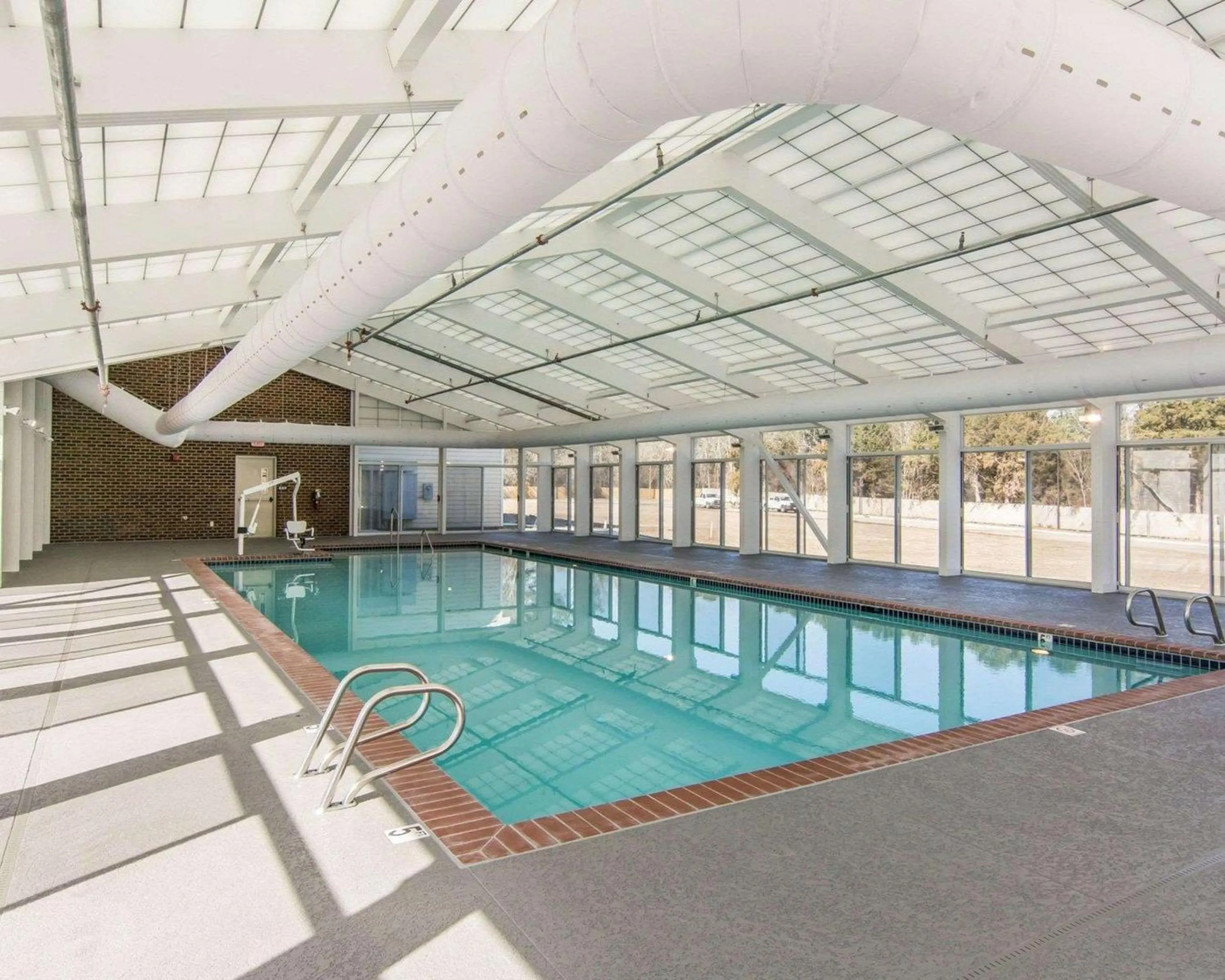 Swimming pool in Bluegreen Vacations Patrick Henry Square, an Ascend Collection Resort