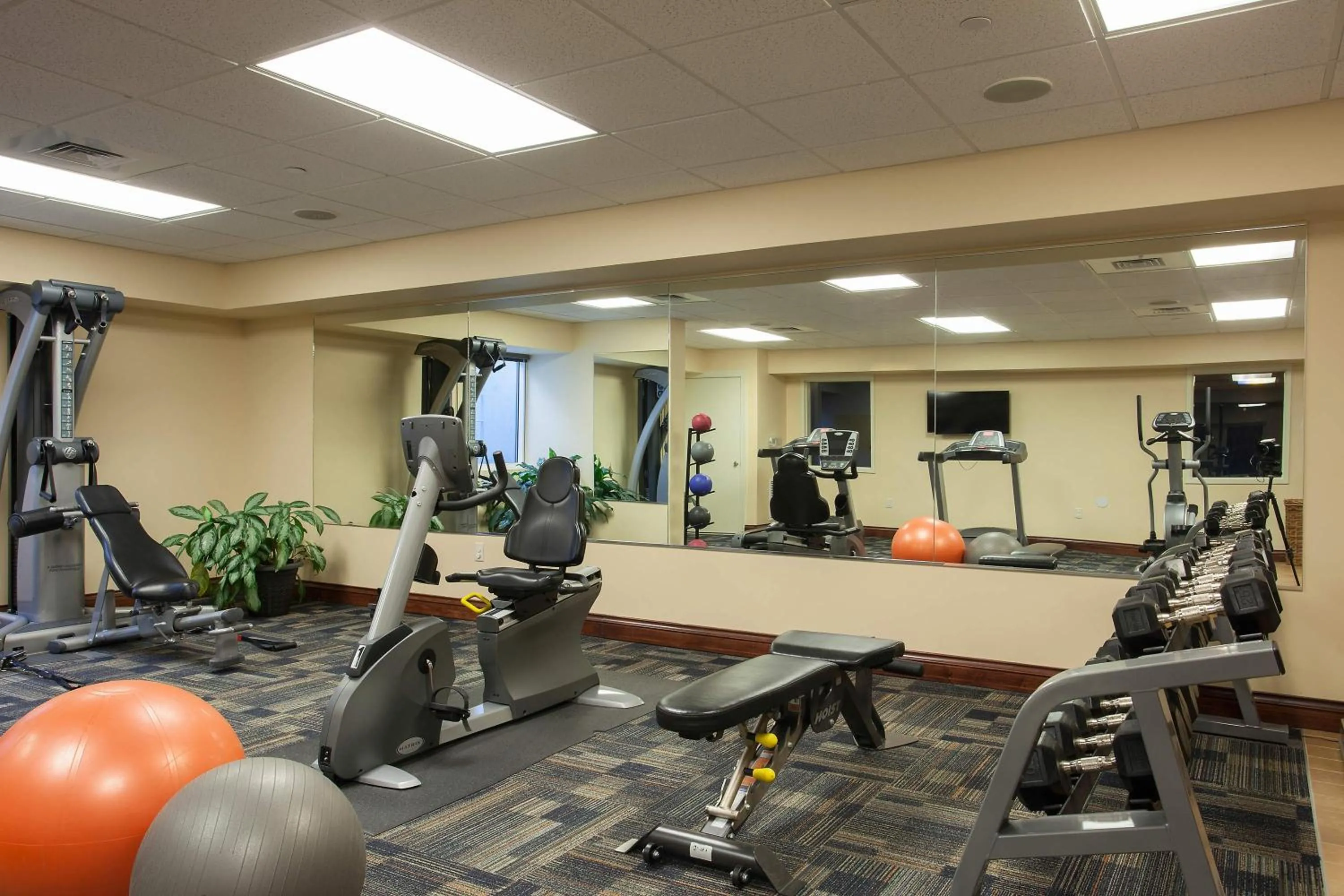 Fitness centre/facilities in Bluegreen Vacations Patrick Henry Square, an Ascend Collection Resort